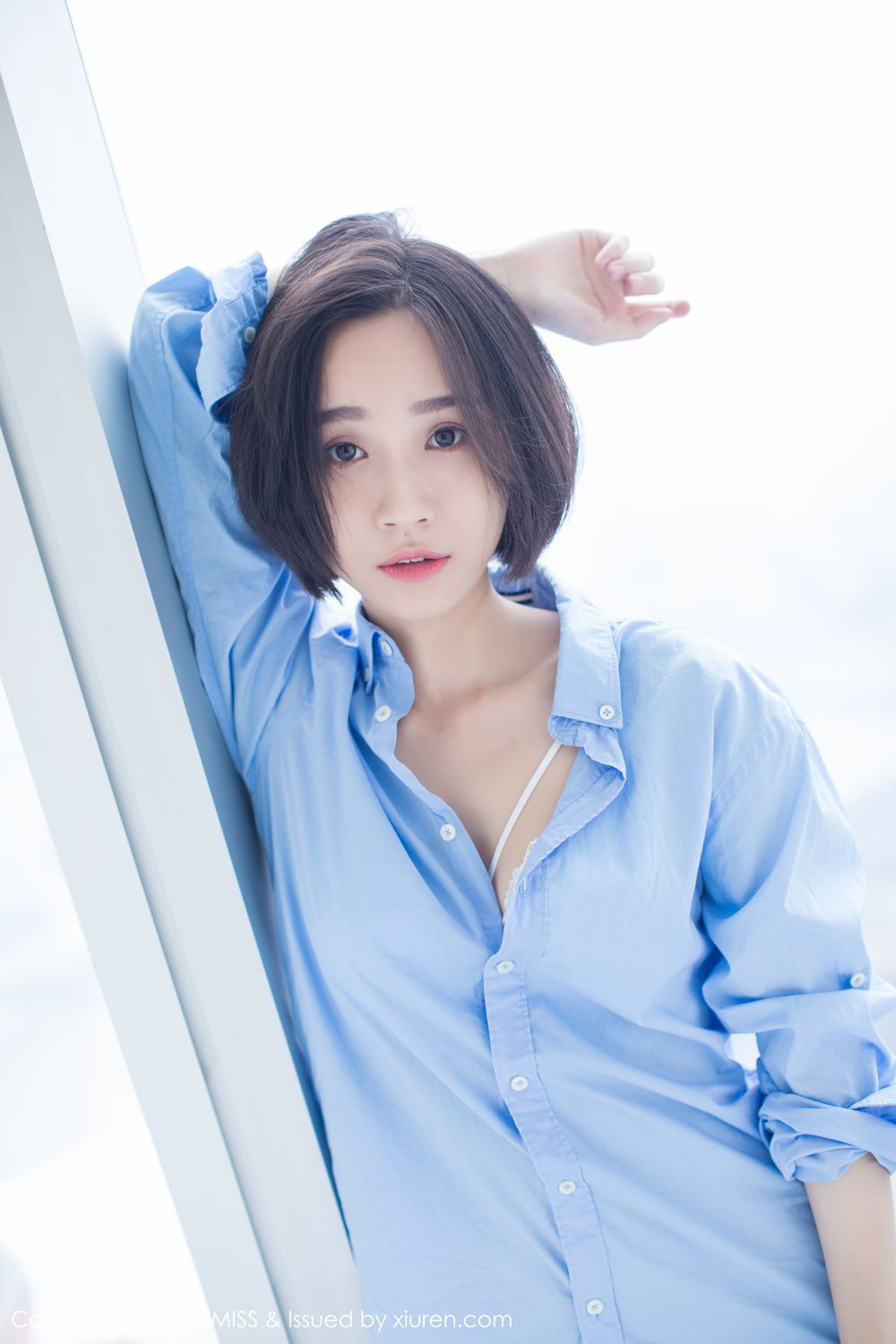 模特Livia如仙女下凡 水润清新诗情画意  第18张