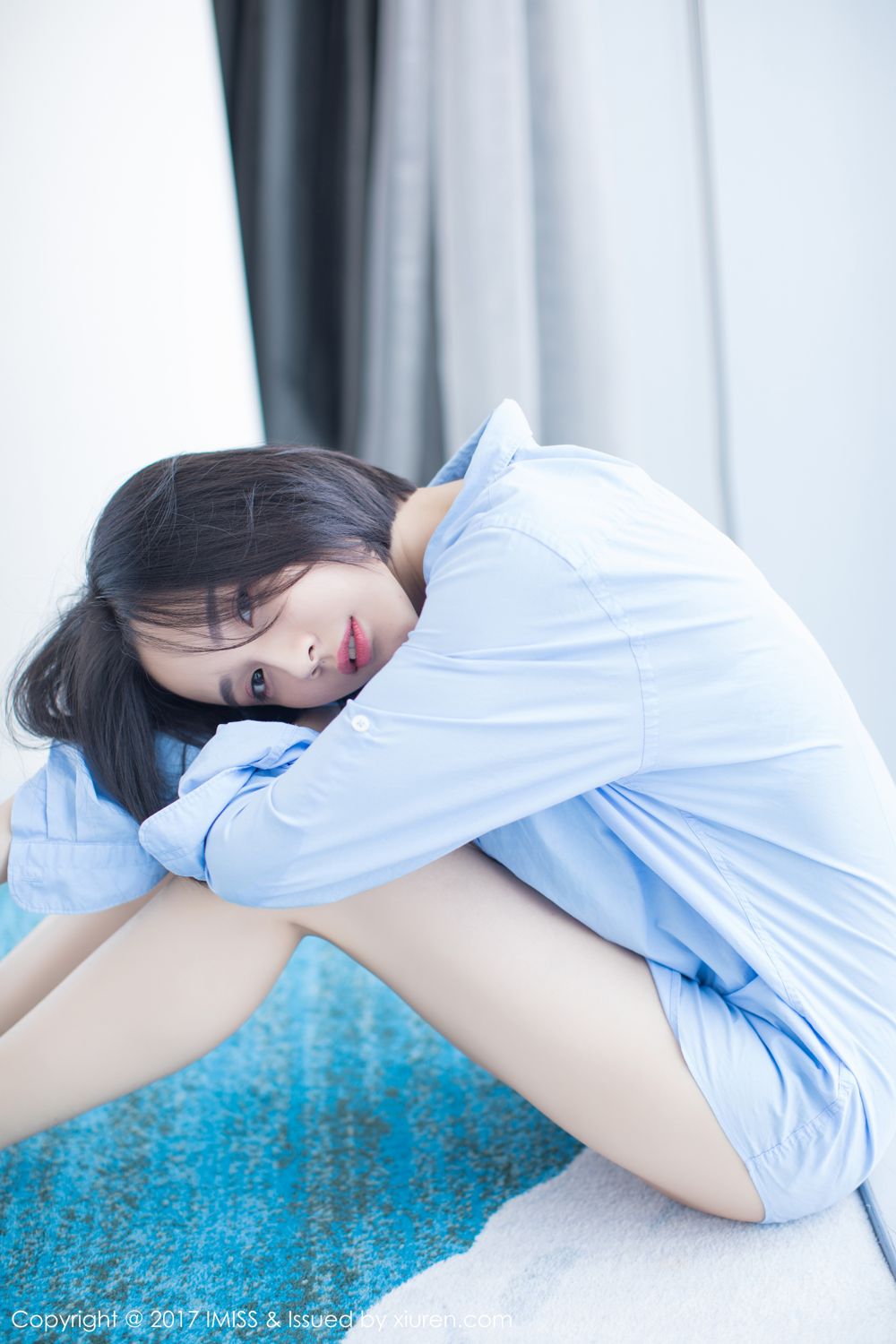 模特Livia如仙女下凡 水润清新诗情画意  第28张