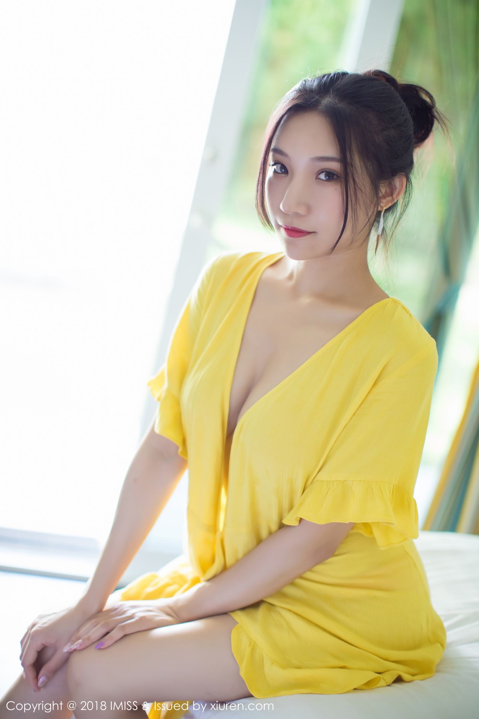 气质模特小狐狸Sica 黄与粉色服饰蕾丝袜  第3张