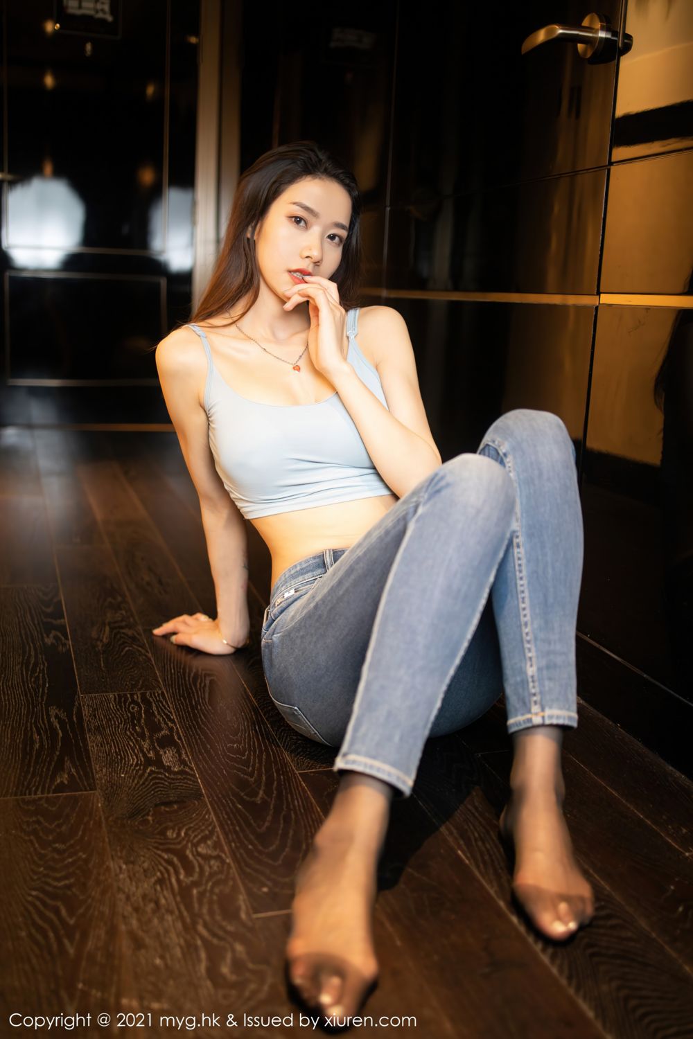 骨感美人方子萱 直爽动人牛仔裤  第9张