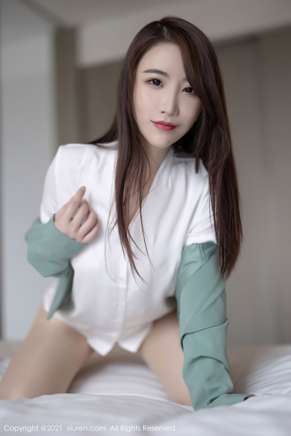 宅男女神绯月樱 浅绿色的职业装  第45张