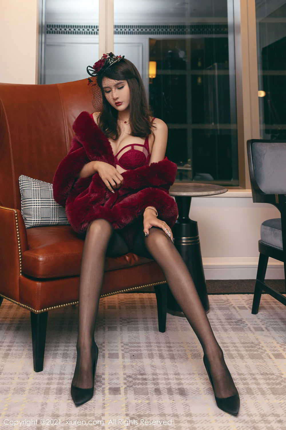 [秀人网] 2021.06.16 VOL.3548 Emily尹菲  第2张