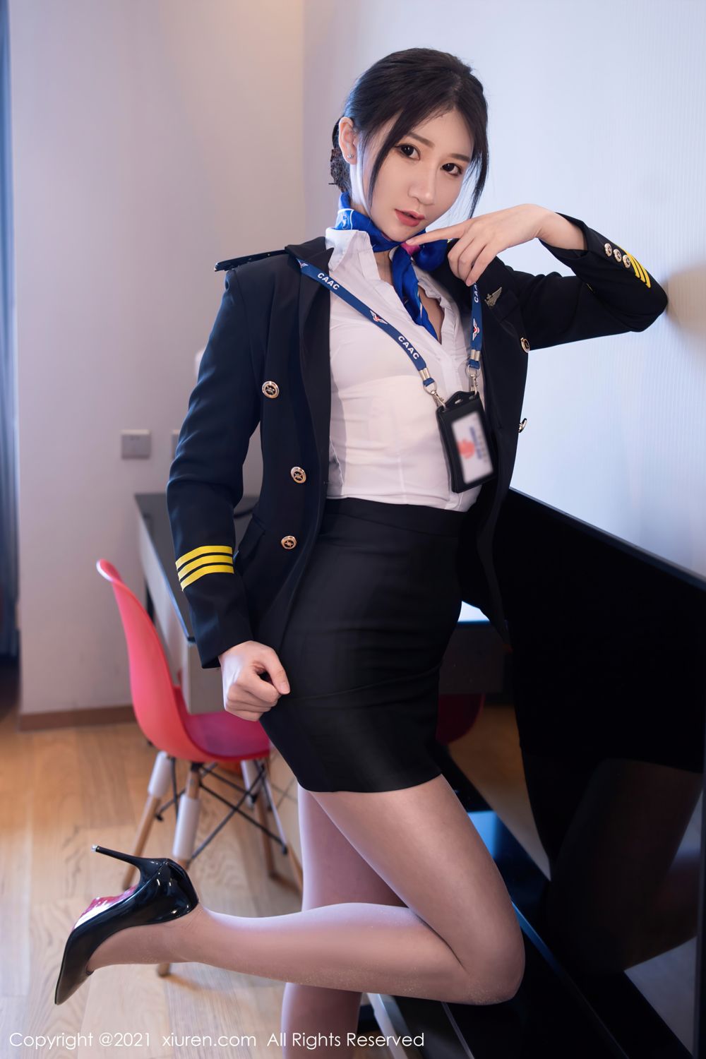 空乘小姐姐顾乔楠 制服机长长发飘逸  第15张