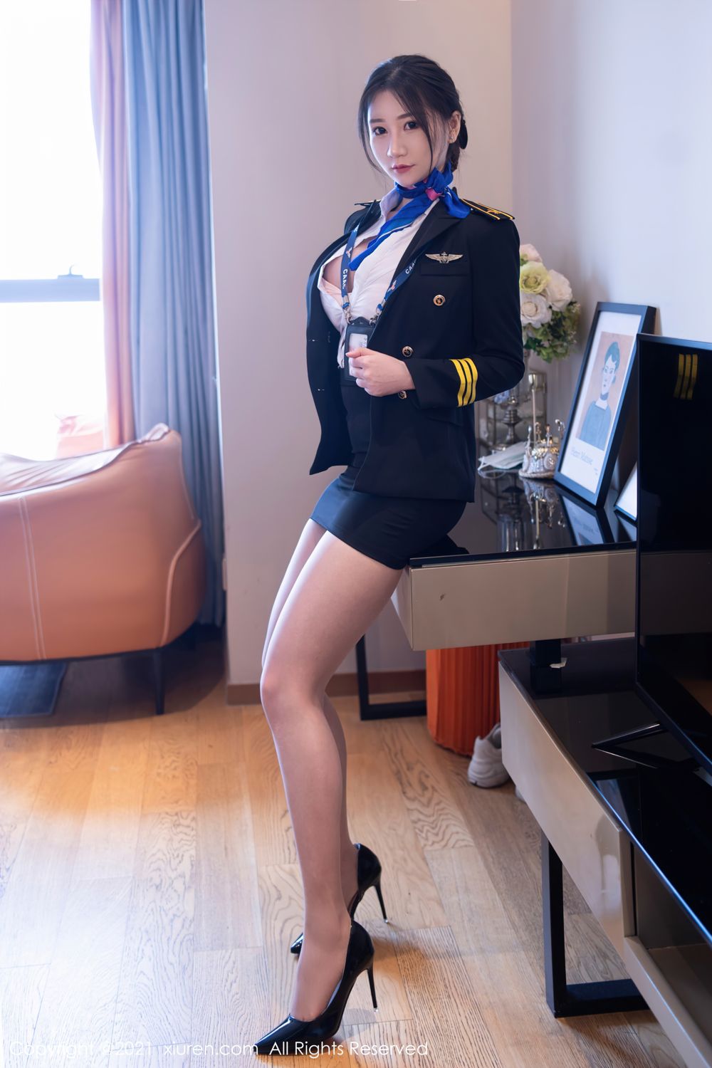 空乘小姐姐顾乔楠 制服机长长发飘逸  第18张