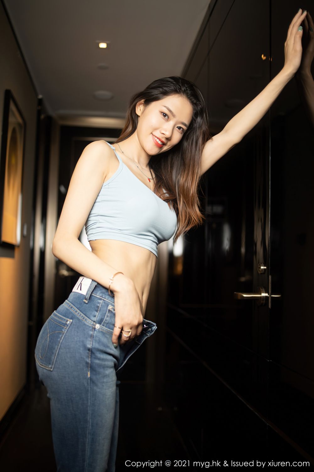 骨感美人方子萱 直爽动人牛仔裤  第11张