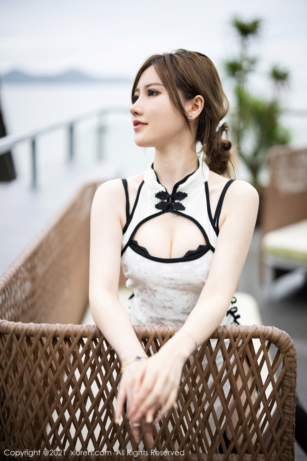 新人模特美桃酱 典雅浪漫的旗袍  第24张