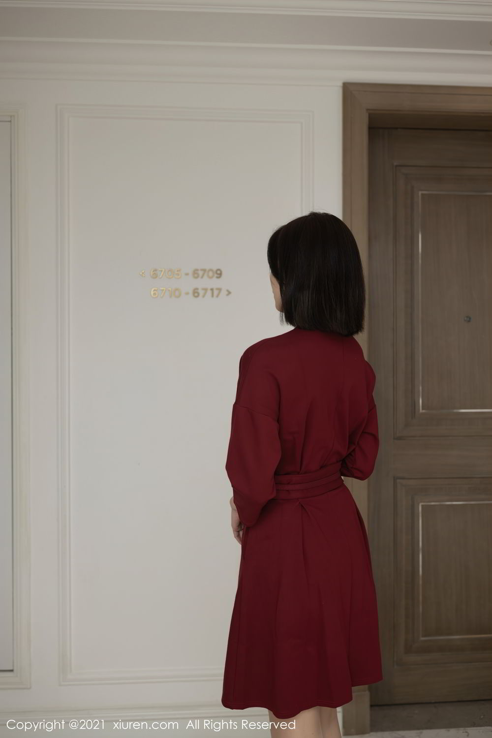 红衣女神安然Maleah 人妻气息浑然天成  第13张
