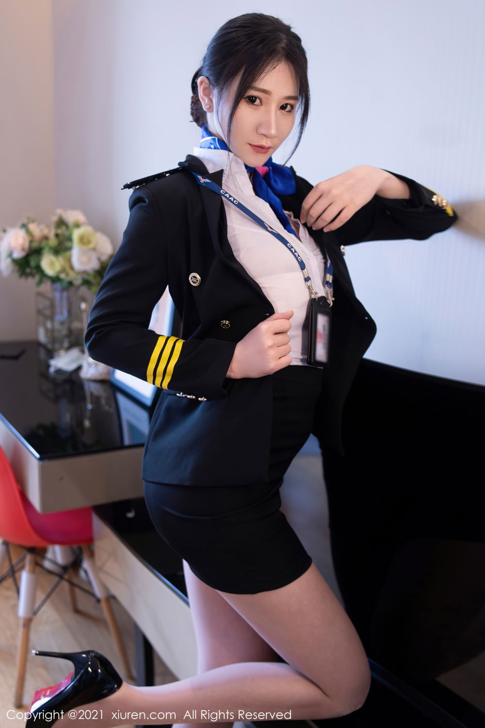 空乘小姐姐顾乔楠 制服机长长发飘逸  第16张