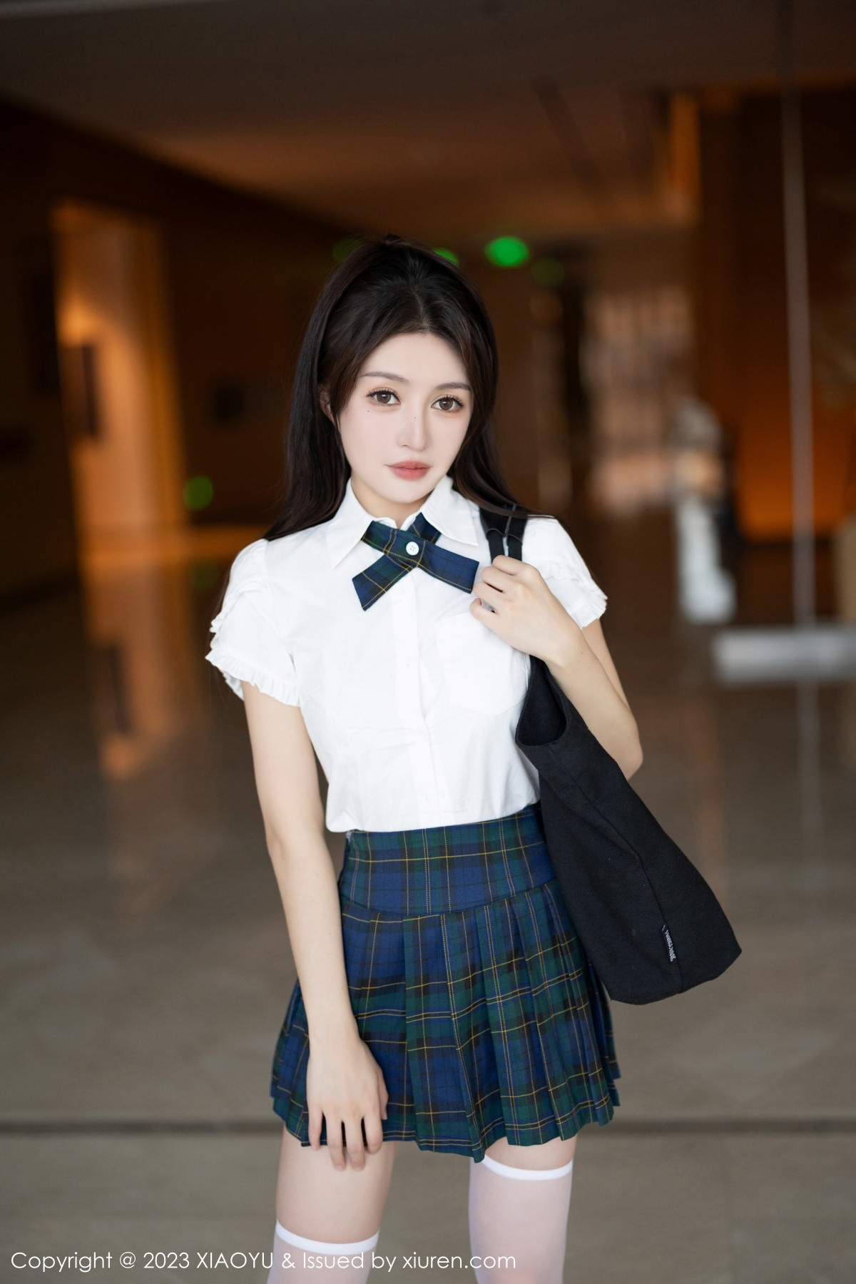 [语画界] 2023.11.28 VOL.1153 唐宁宁 丝袜美腿  第3张