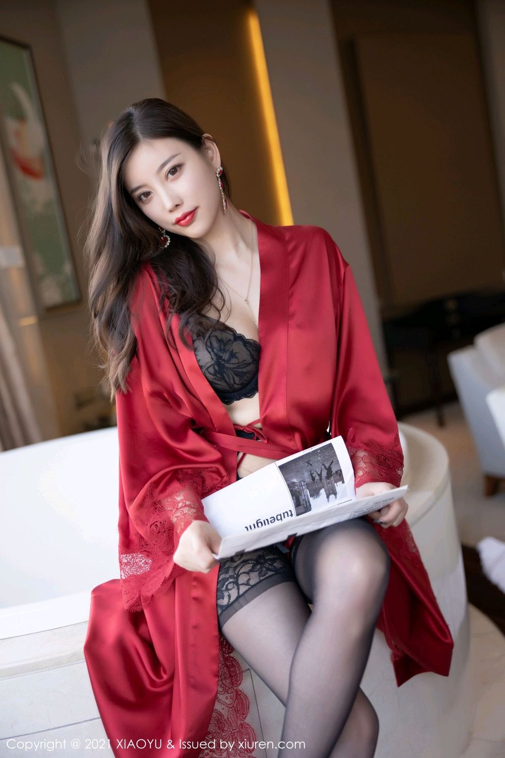 全面女神杨晨晨 艳丽猩红的吊裙  第52张