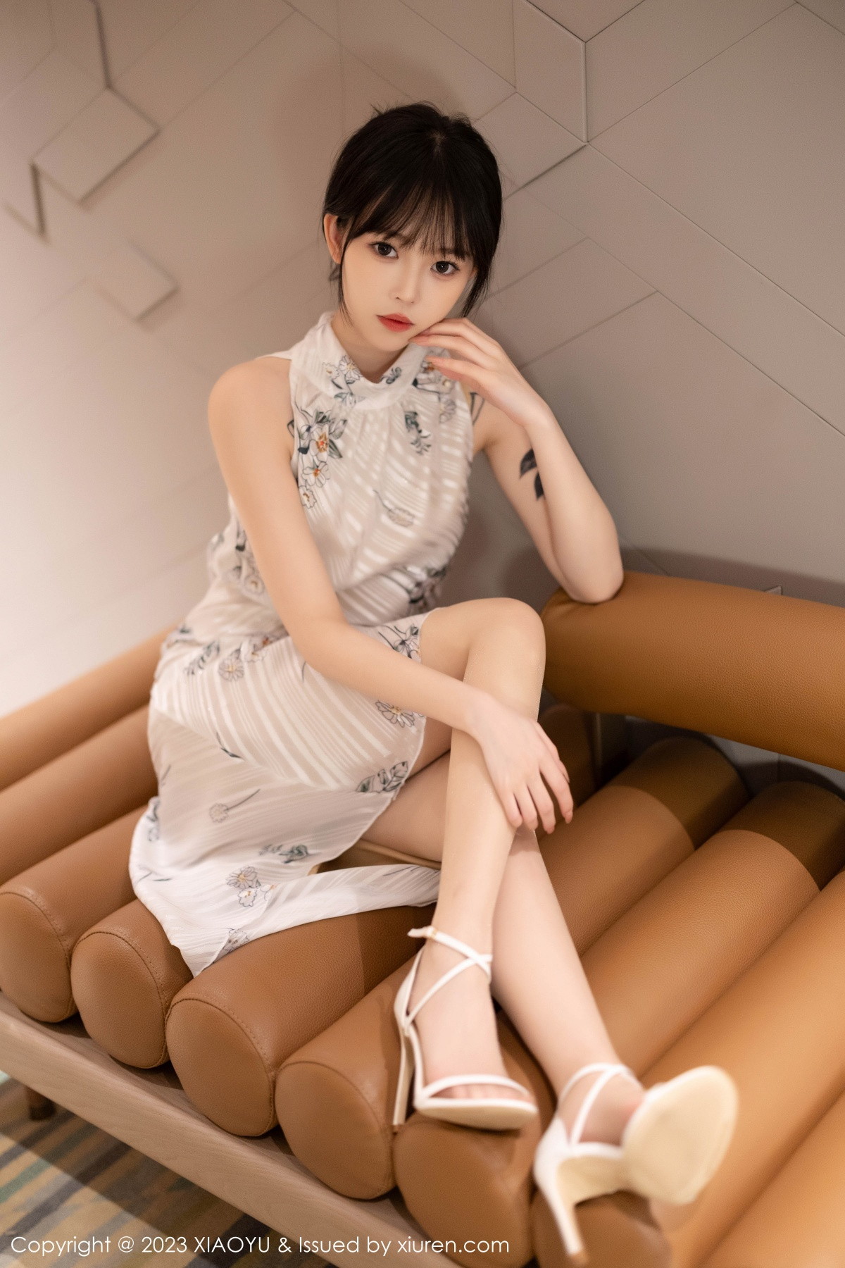 [语画界] 2023.09.25 VOL.1118 奶瓶. 旗袍美腿  第9张