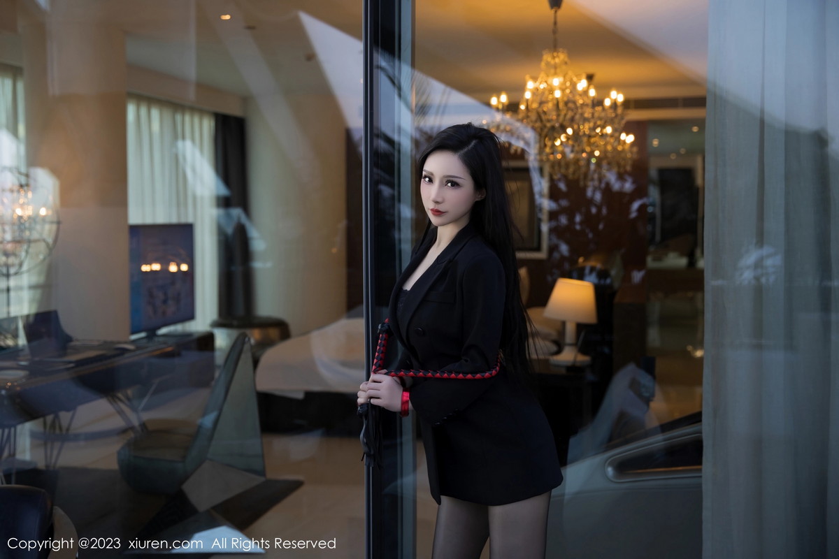[秀人网] 2023.02.21 No.6294 大琪琪Emily 新人黑丝  第10张