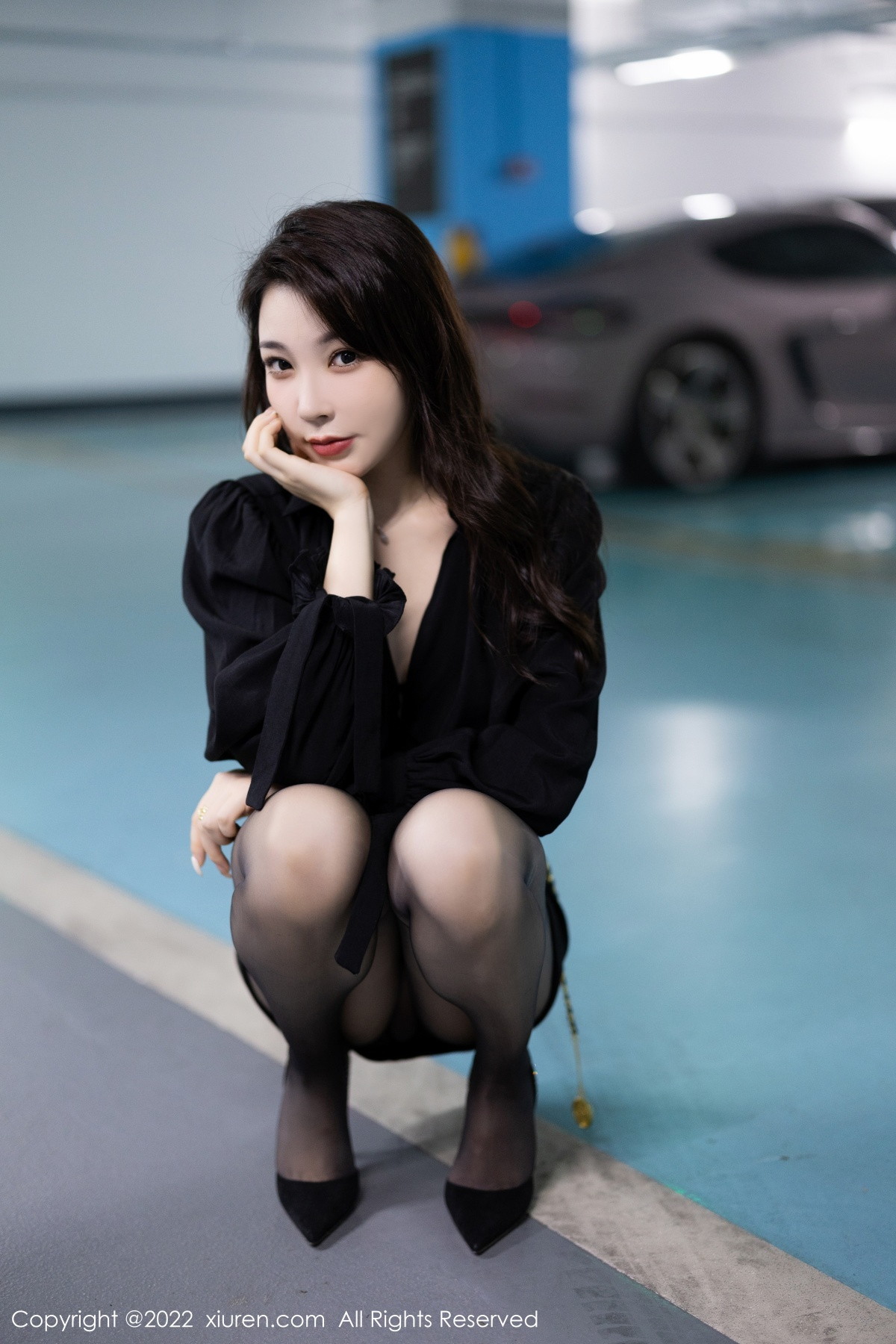 [秀人网] 2022.12.22 No.6033 徐莉芝Booty 黑丝美腿  第10张
