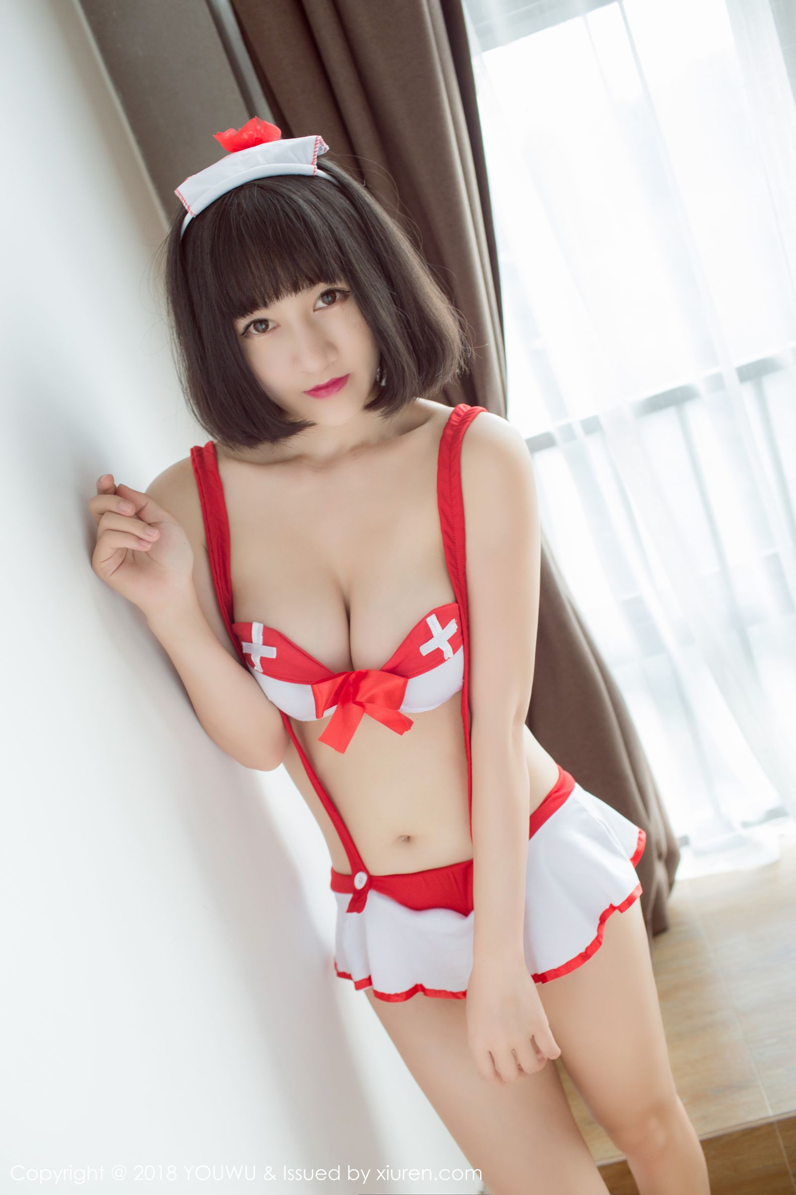 小探戈的护士制服装 玉体浑如雪浮想联翩  第15张