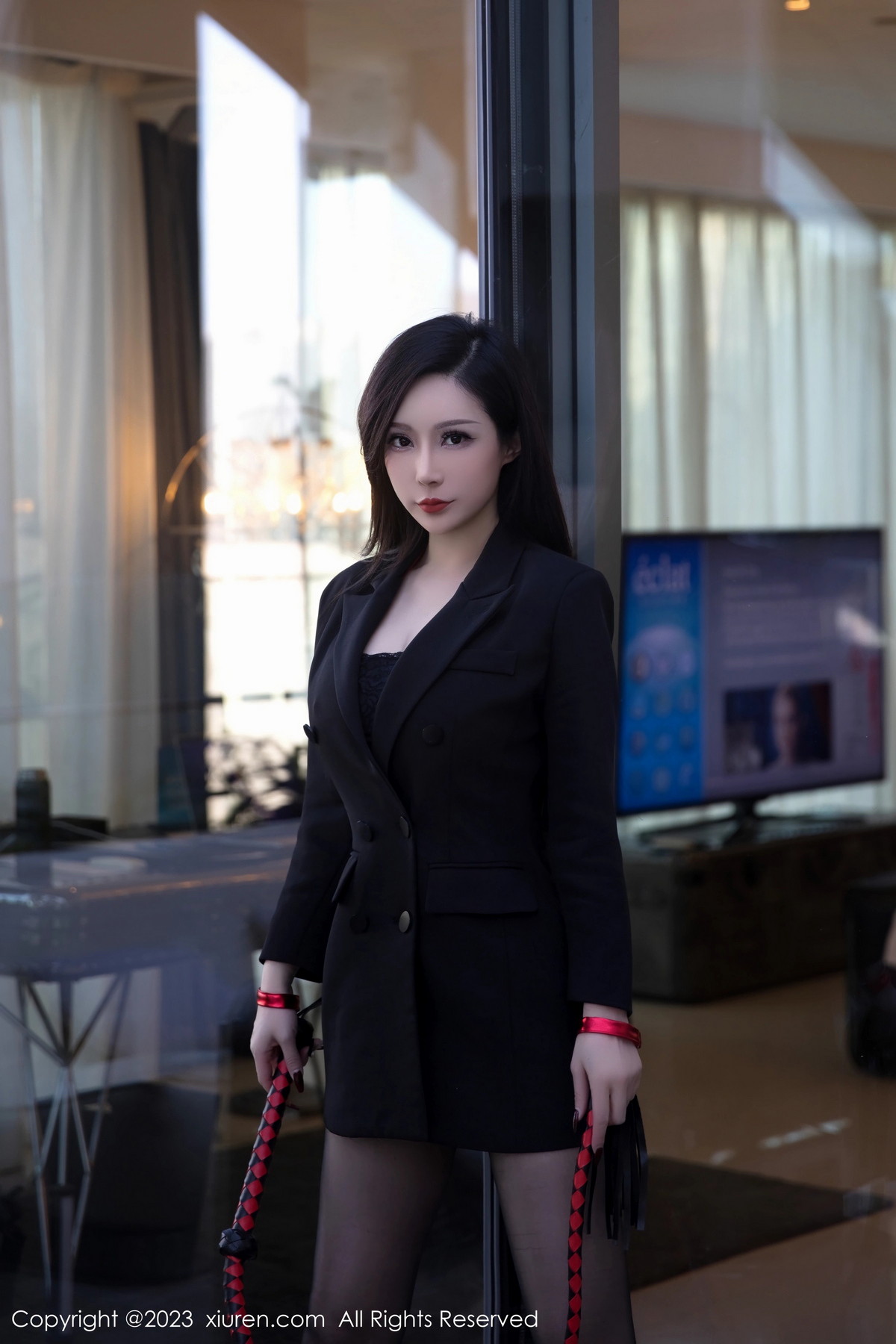 [秀人网] 2023.02.21 No.6294 大琪琪Emily 新人黑丝  第9张