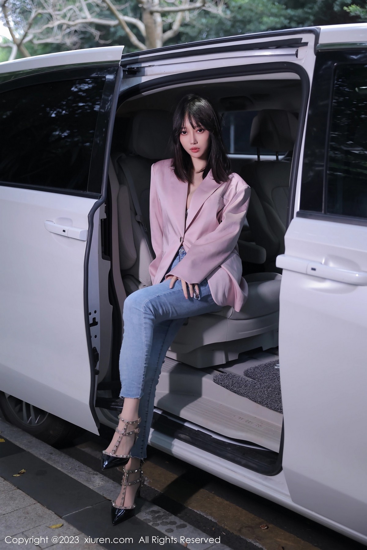 [秀人网] 2023.03.03 No.6355 玥儿玥er 万宁旅拍  第9张
