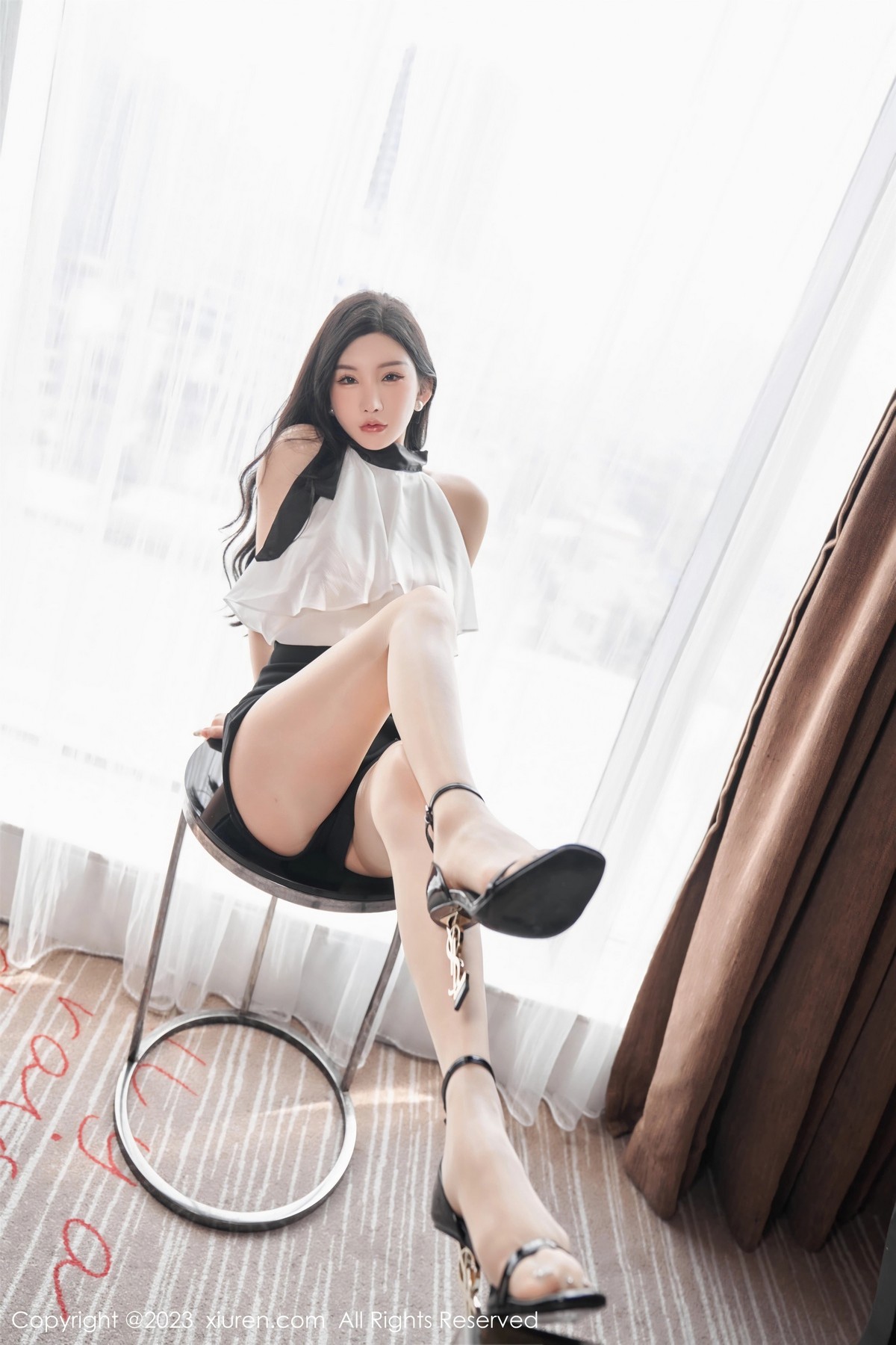 [秀人网] 2023.03.17 No.6435 周于希Sally 美臀丝袜  第24张