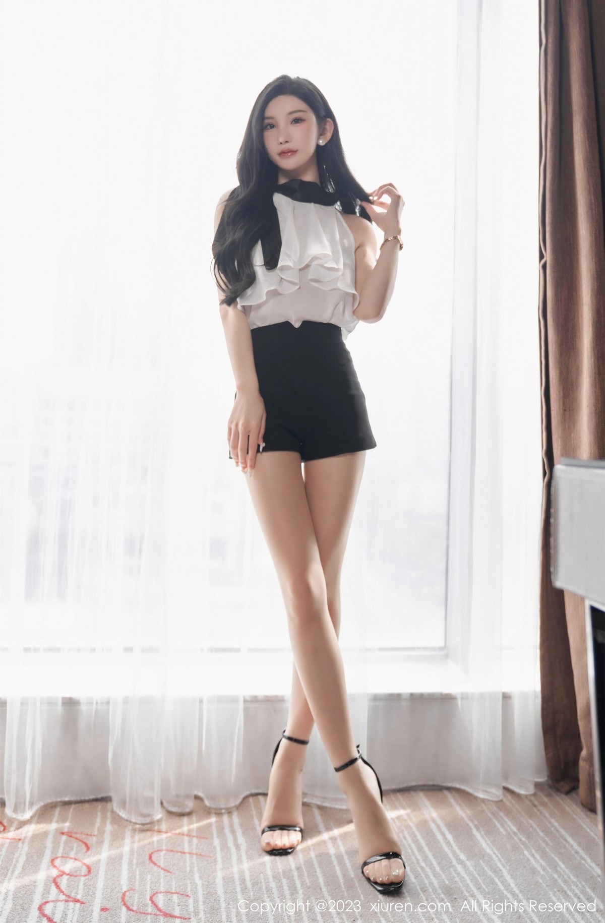 [秀人网] 2023.03.17 No.6435 周于希Sally 美臀丝袜  第11张
