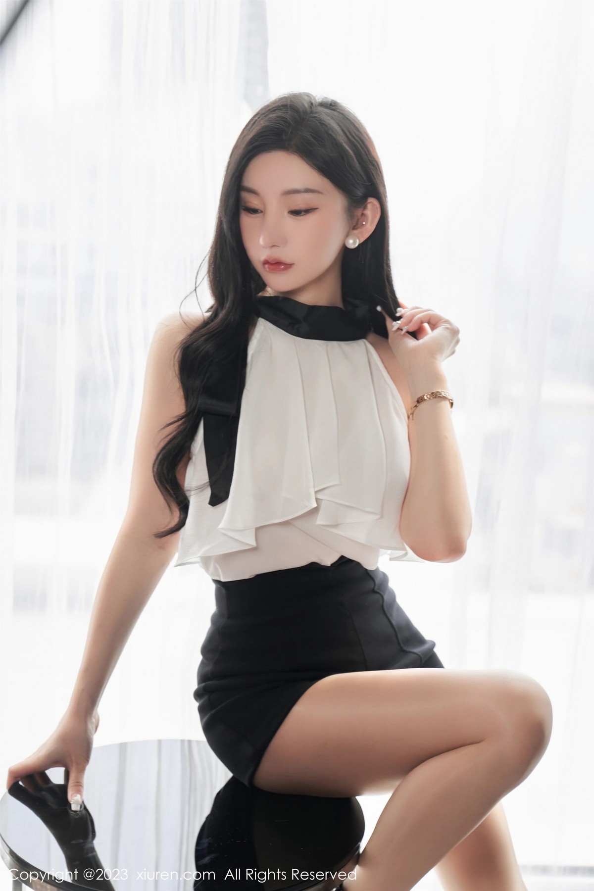[秀人网] 2023.03.17 No.6435 周于希Sally 美臀丝袜  第18张