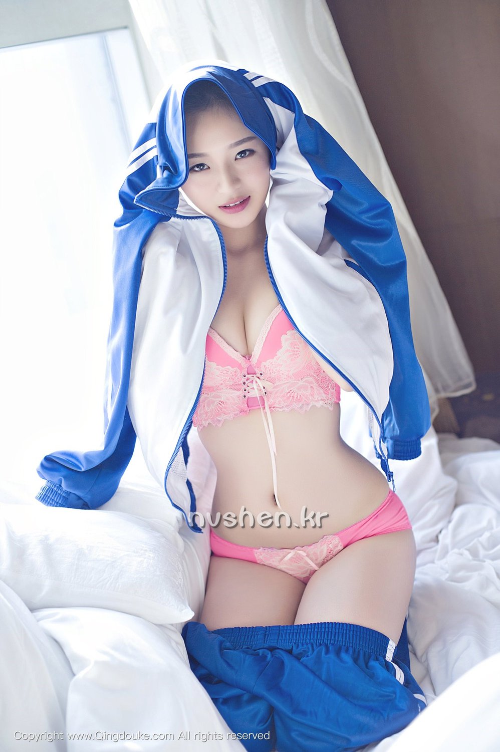 Una尤娜 [青豆客QingDouKe]高清写真图2016-11-29 校服诱惑写真图  第14张