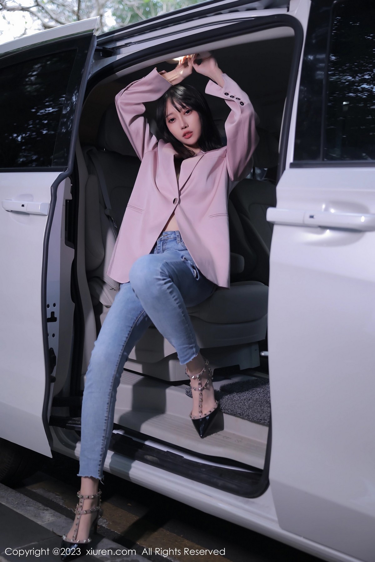 [秀人网] 2023.03.03 No.6355 玥儿玥er 万宁旅拍  第3张
