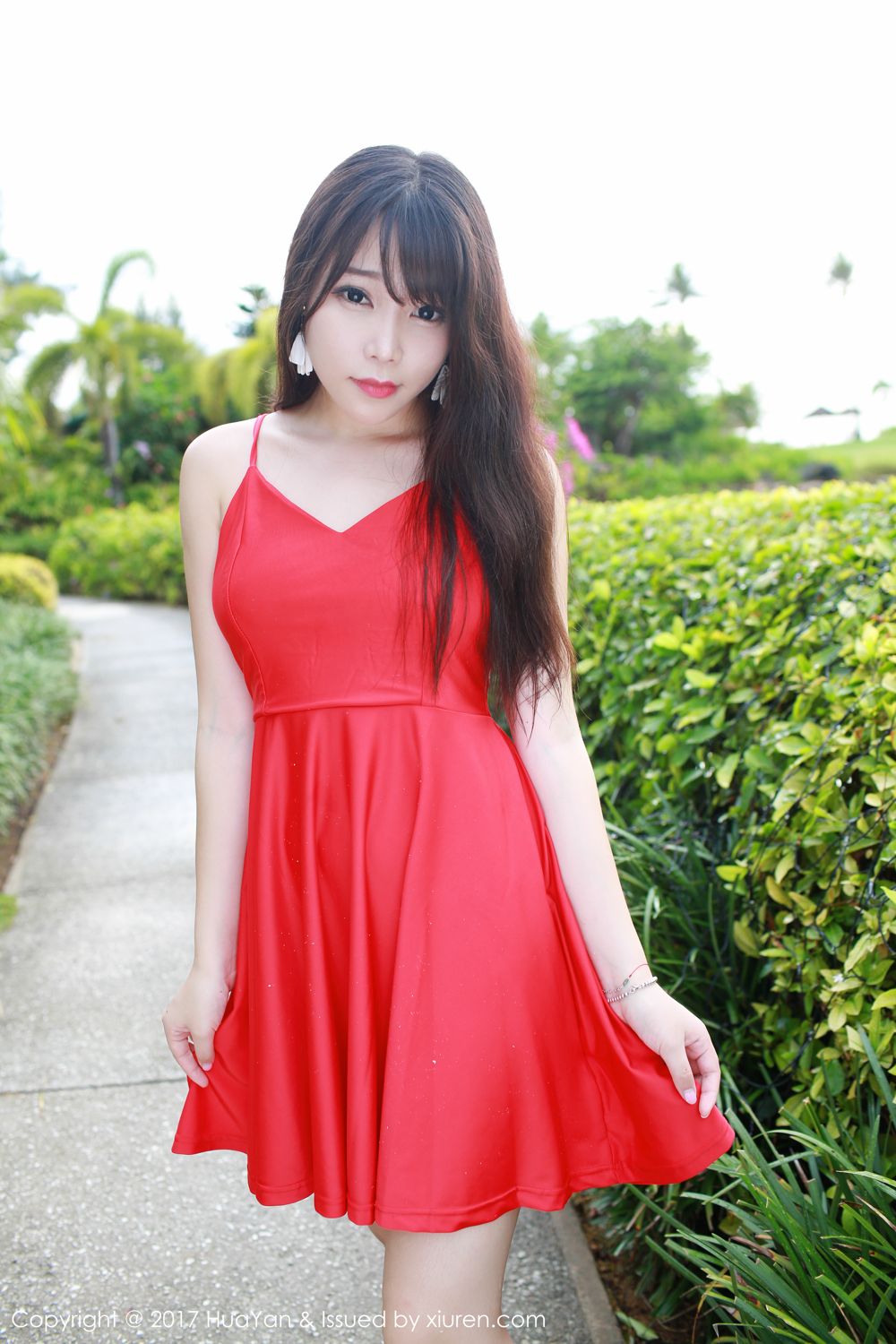 小清新芝芝Booty 雨中的红色连衣裙  第30张