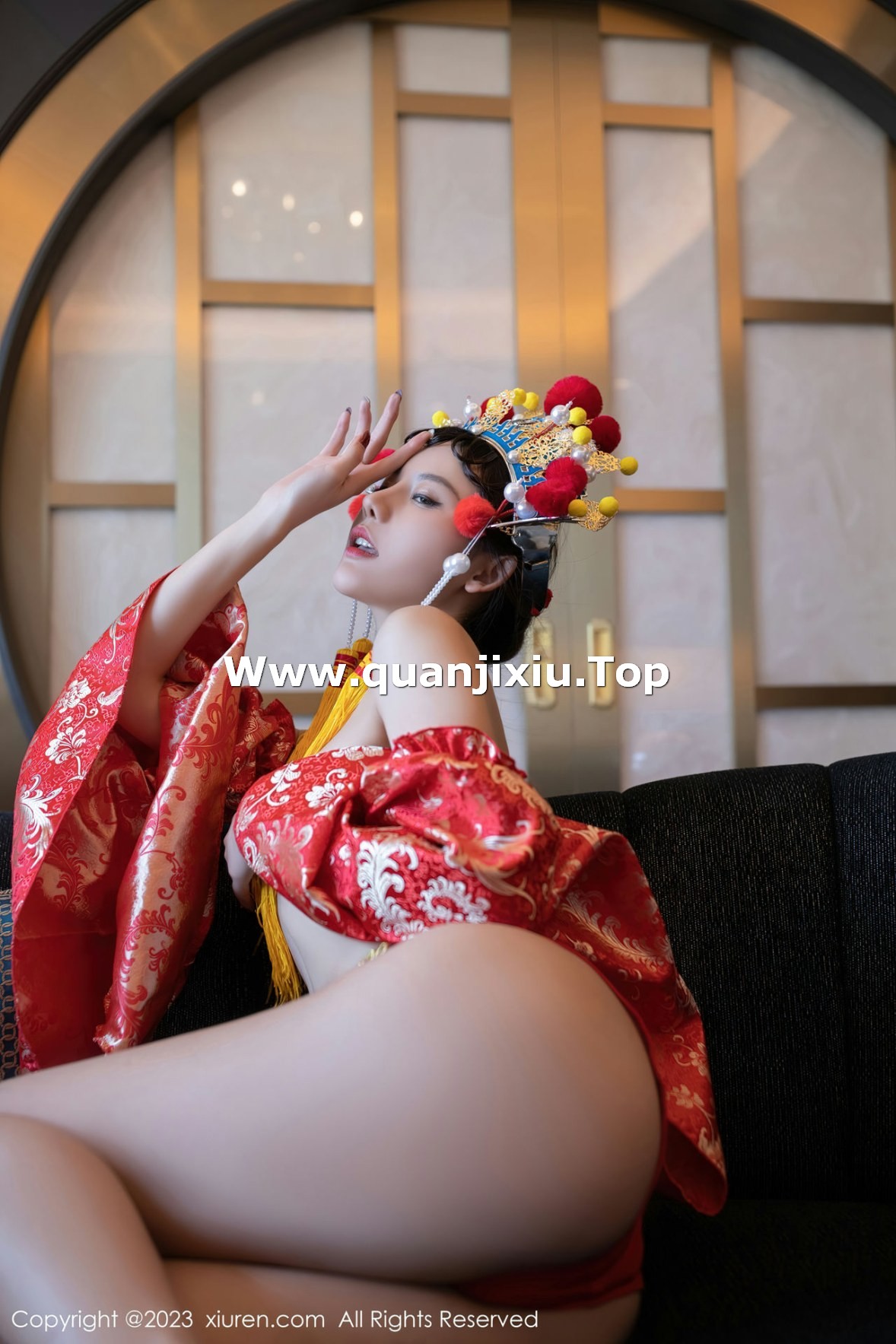 [秀人网] 2023.02.22 No.6308 就是阿朱啊 美臀妩媚  第12张