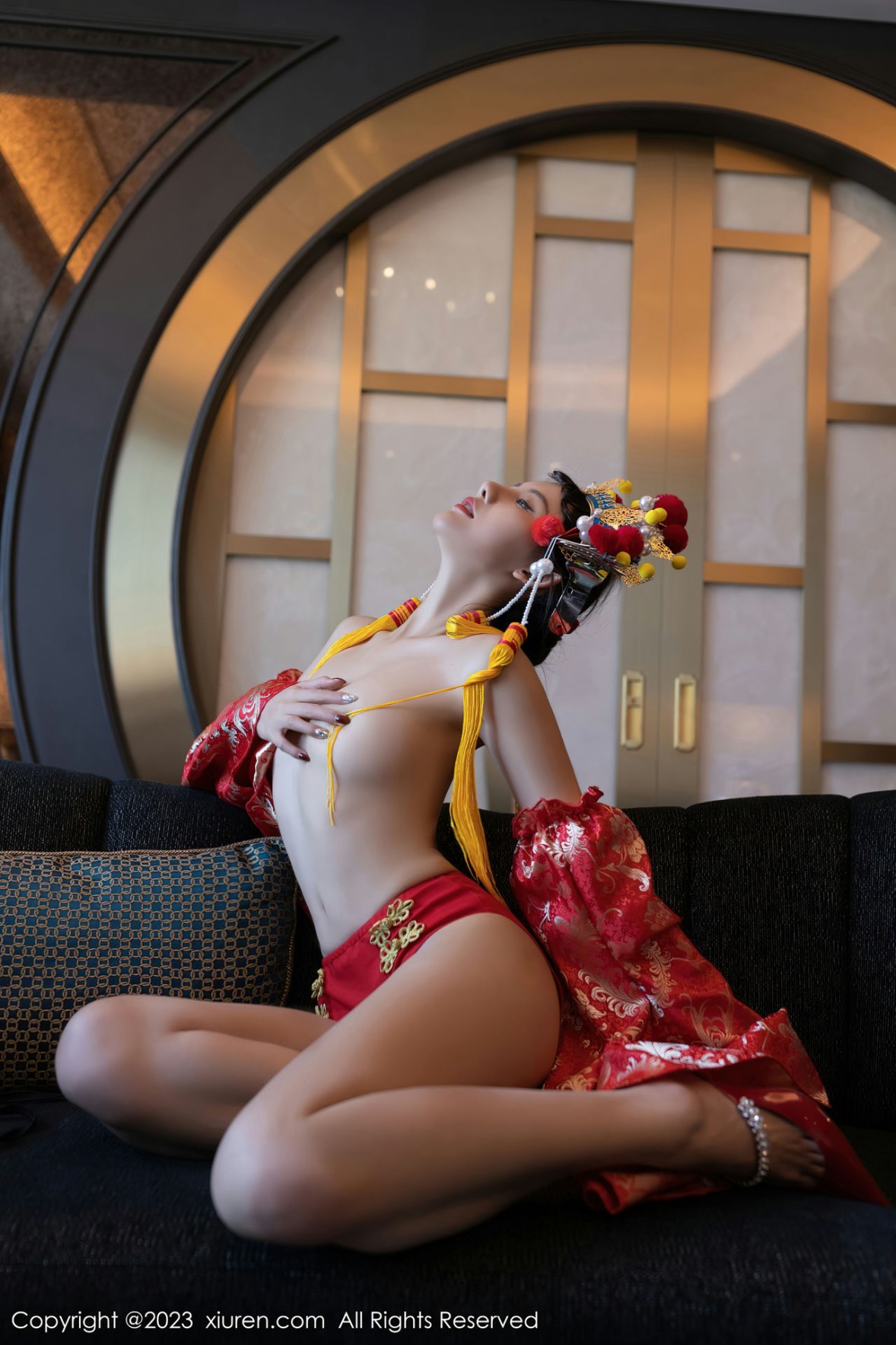 [秀人网] 2023.02.22 No.6308 就是阿朱啊 美臀妩媚  第21张