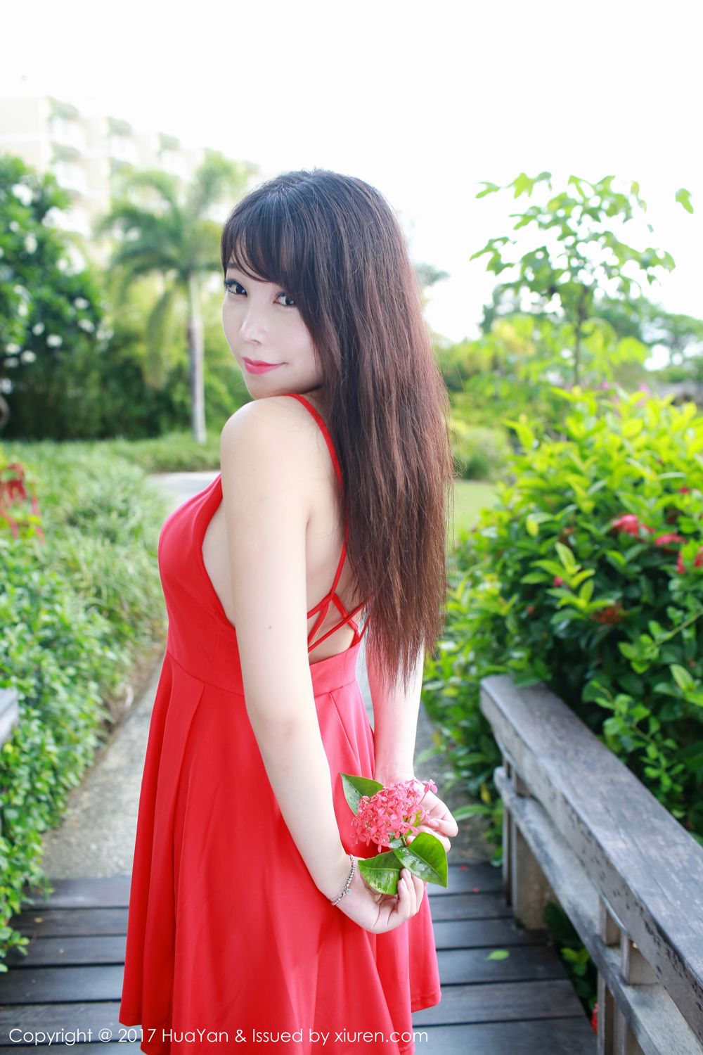 小清新芝芝Booty 雨中的红色连衣裙  第52张