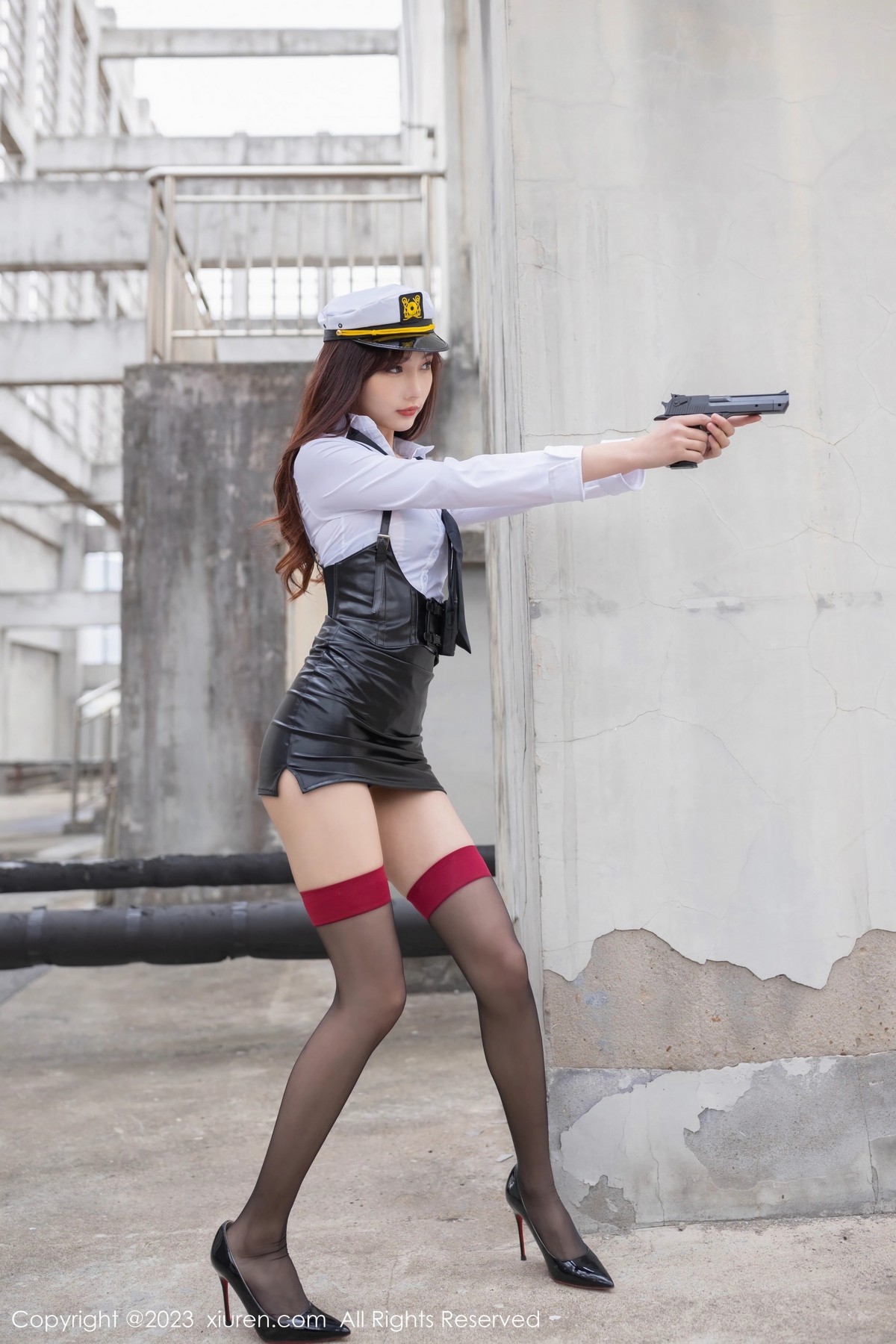 [秀人网] 2023.04.27 No.6653 陆萱萱 黑丝美腿  第9张