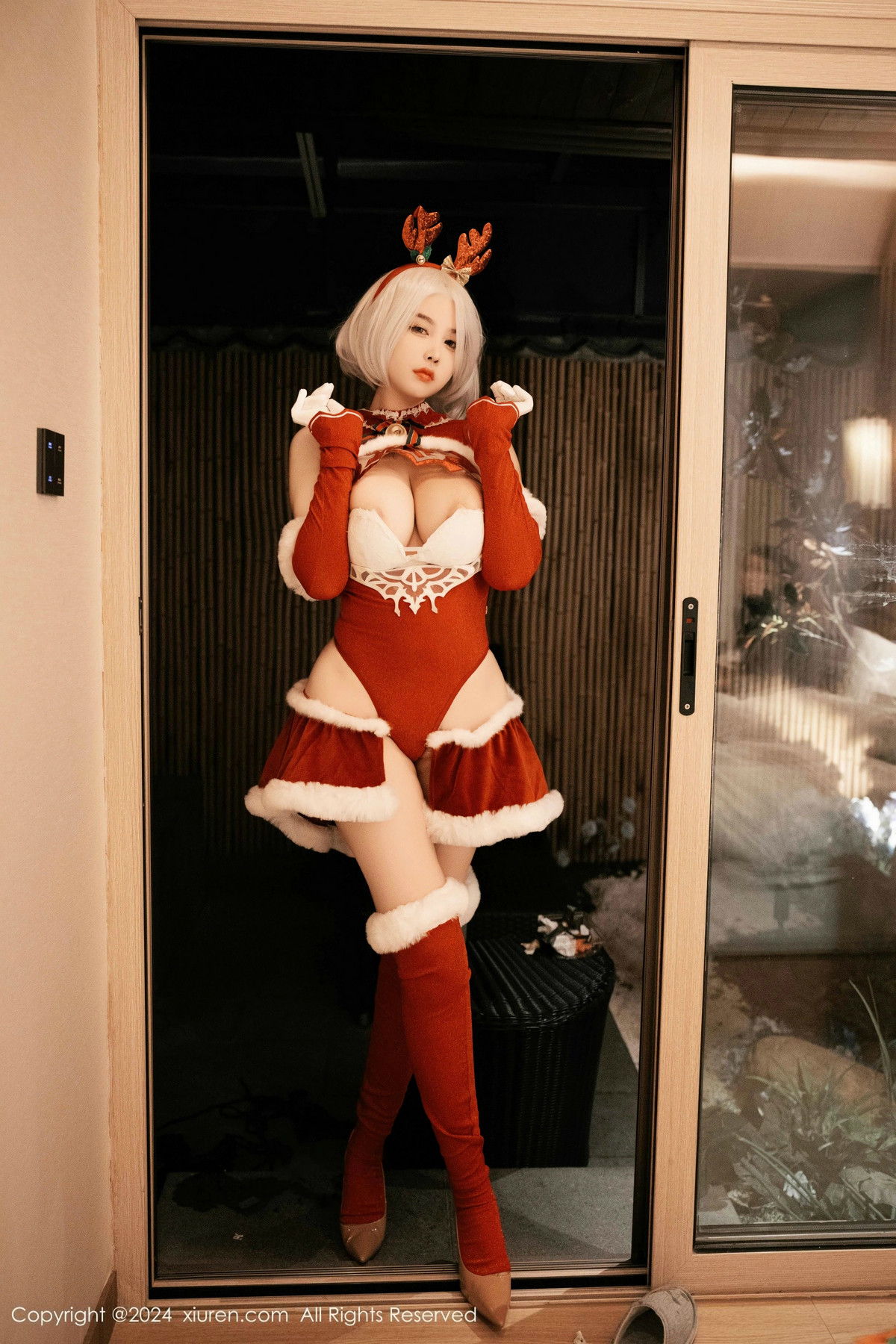 [秀人网] 2024.12.26 No.9660 樱桃小犊子 美臀性感  第3张