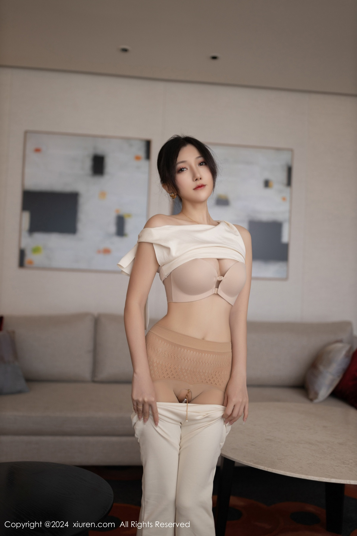 [秀人网] 2024.11.15 No.9457 鱼子酱Fish 丝袜美腿  第34张