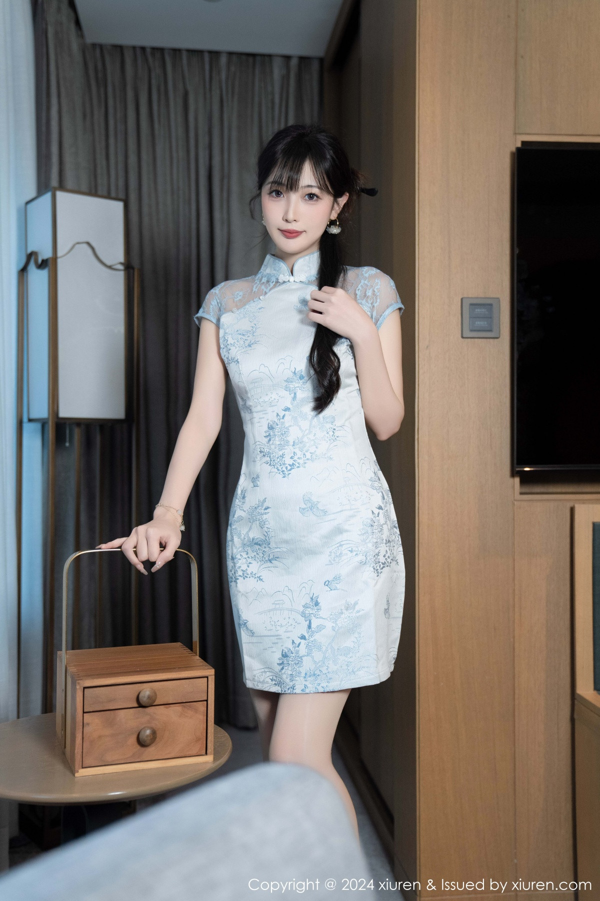 [秀人网] 2024.11.22 No.9487 林星阑 旗袍美腿  第10张
