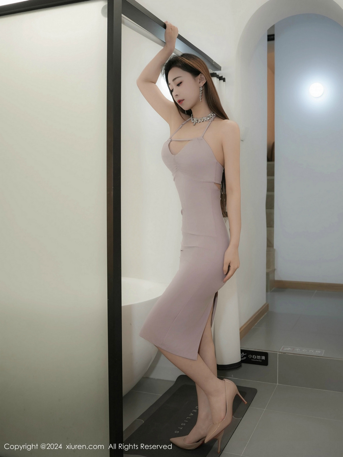 [秀人网] 2024.12.11 No.9581 糖糖❤ 丝袜美腿  第7张