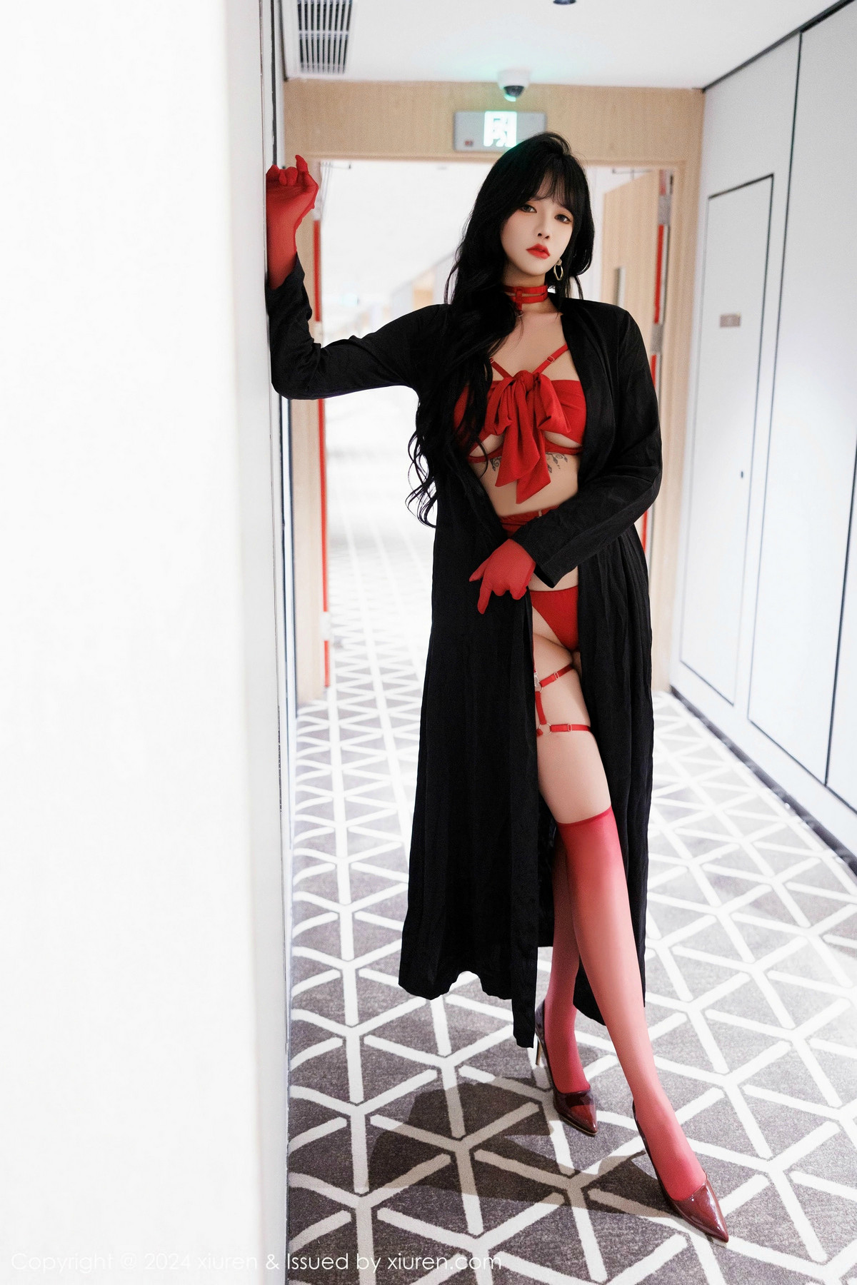 [秀人网] 2024.12.27 No.9671 娜比 丝袜美腿  第7张