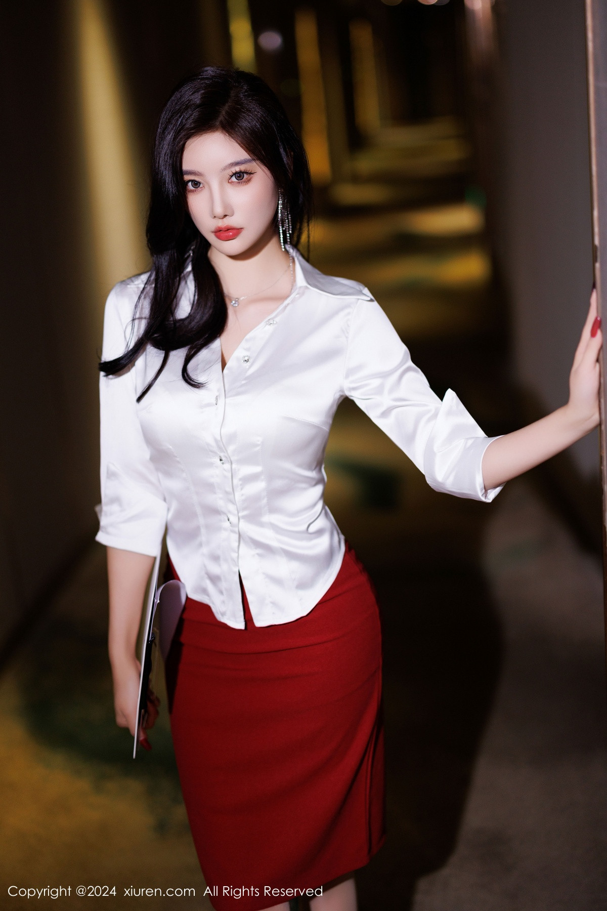 [秀人网] 2024.12.06 No.9565 杨晨晨Yome OL美腿  第8张