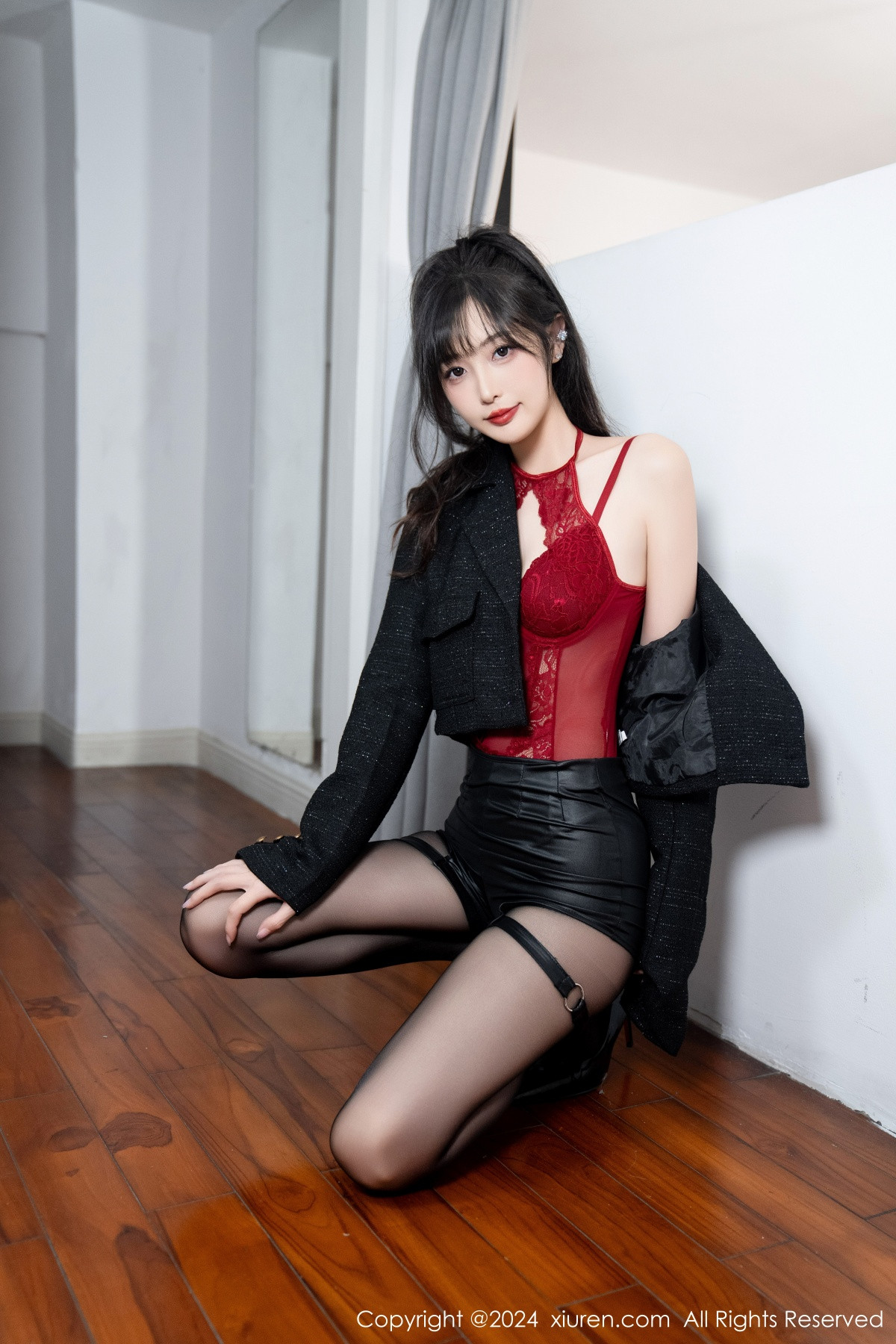 [秀人网] 2024.12.06 No.9561 林星阑 黑丝美腿  第14张