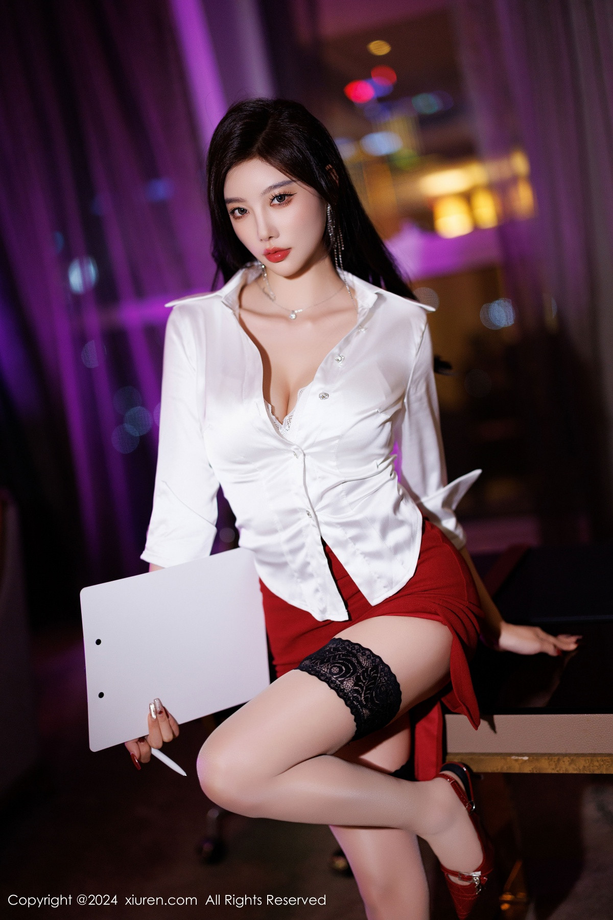 [秀人网] 2024.12.06 No.9565 杨晨晨Yome OL美腿  第15张