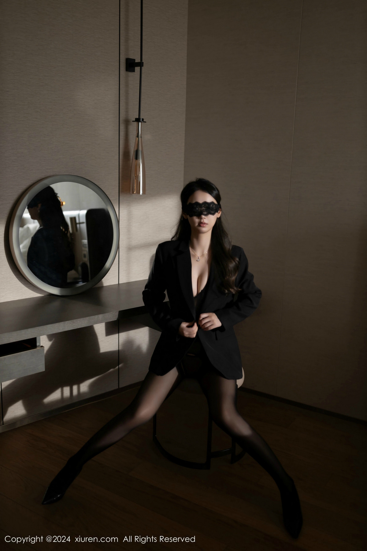 [秀人网] 2024.12.09 No.9571 唐安琪 黑丝美腿  第21张