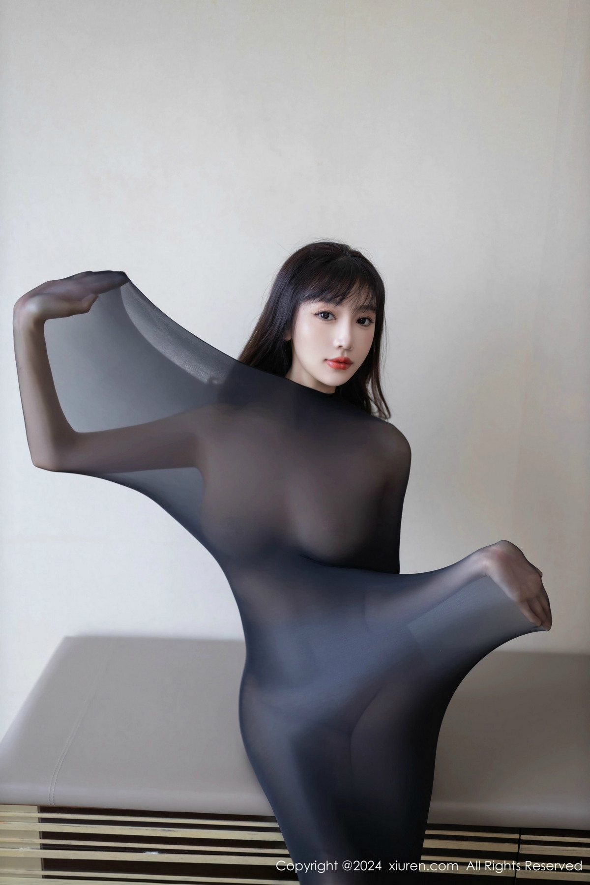 [秀人网] 2024.12.12 No.9590 陆萱萱 黑丝美腿  第20张