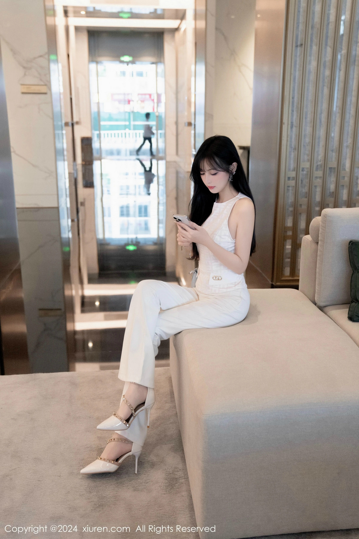 [秀人网] 2024.11.29 No.9528 林星阑 美腿丝袜  第7张