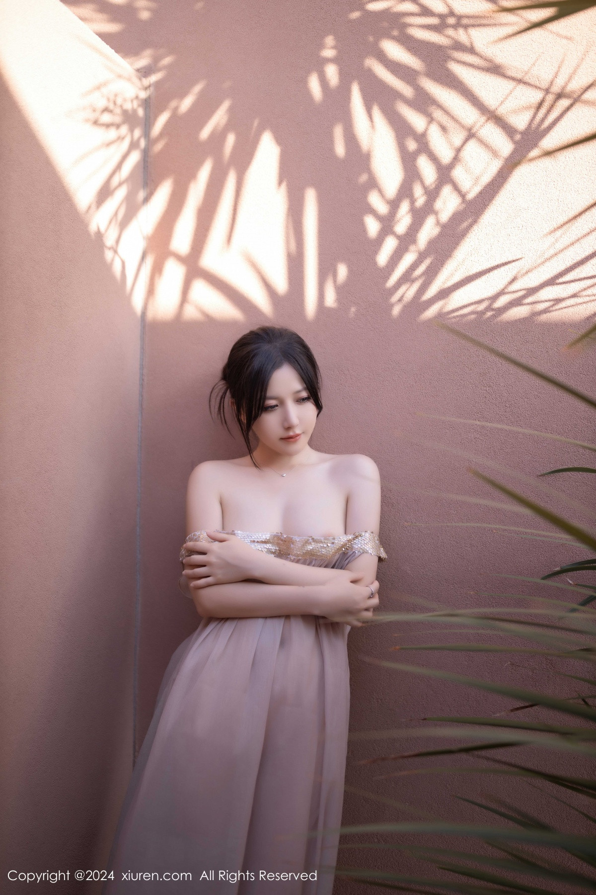 [秀人网] 2024.11.22 No.9492 鱼子酱Fish 美腿性感  第42张