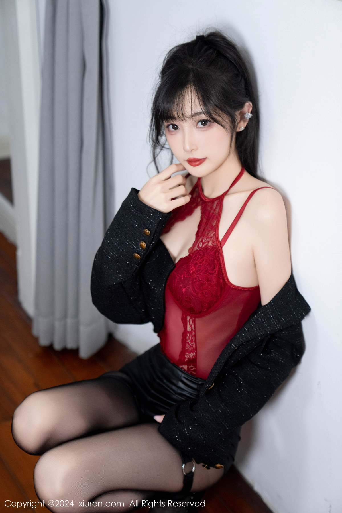 [秀人网] 2024.12.06 No.9561 林星阑 黑丝美腿  第17张