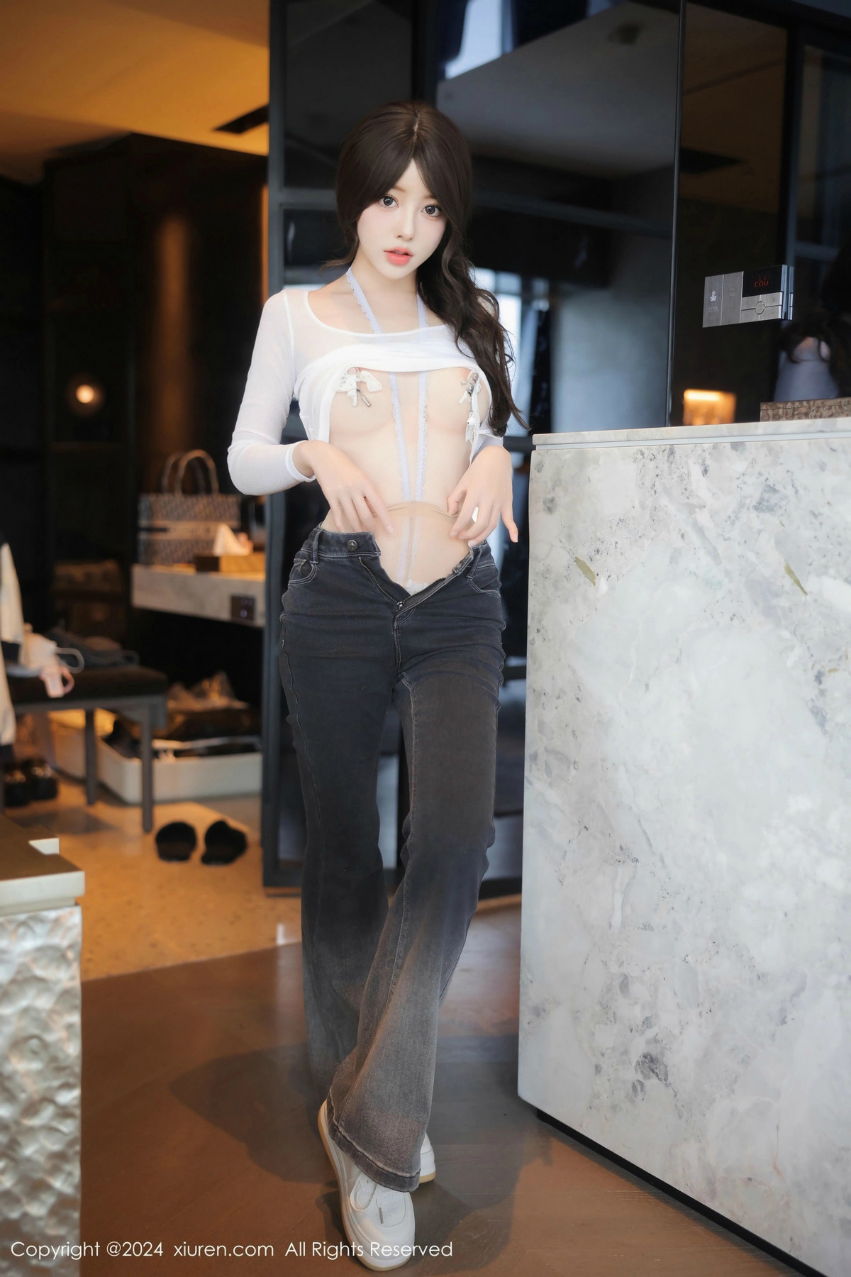[秀人网] 2024.11.29 No.9524 桃妖夭 美腿丝袜  第5张