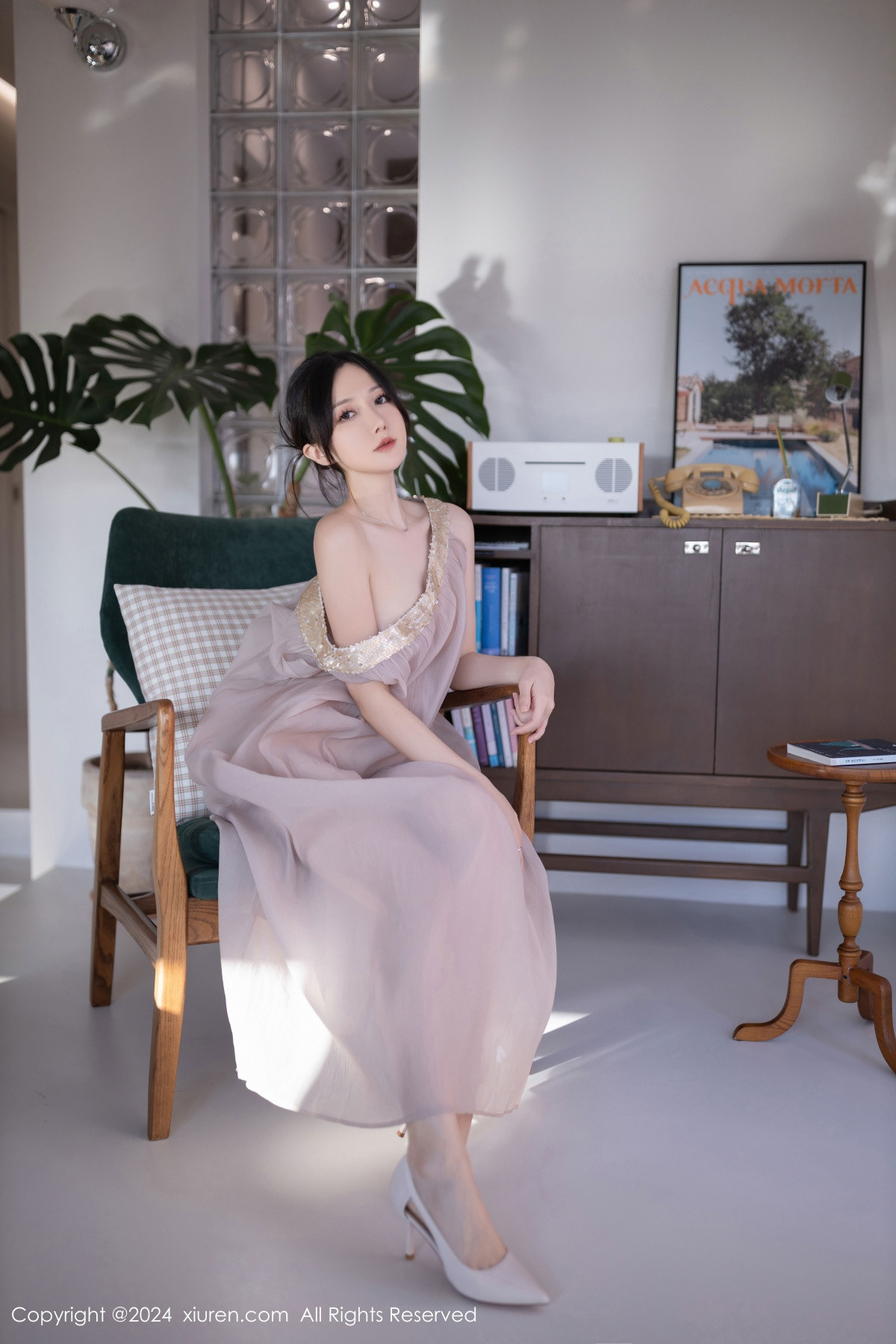 [秀人网] 2024.11.22 No.9492 鱼子酱Fish 美腿性感  第45张