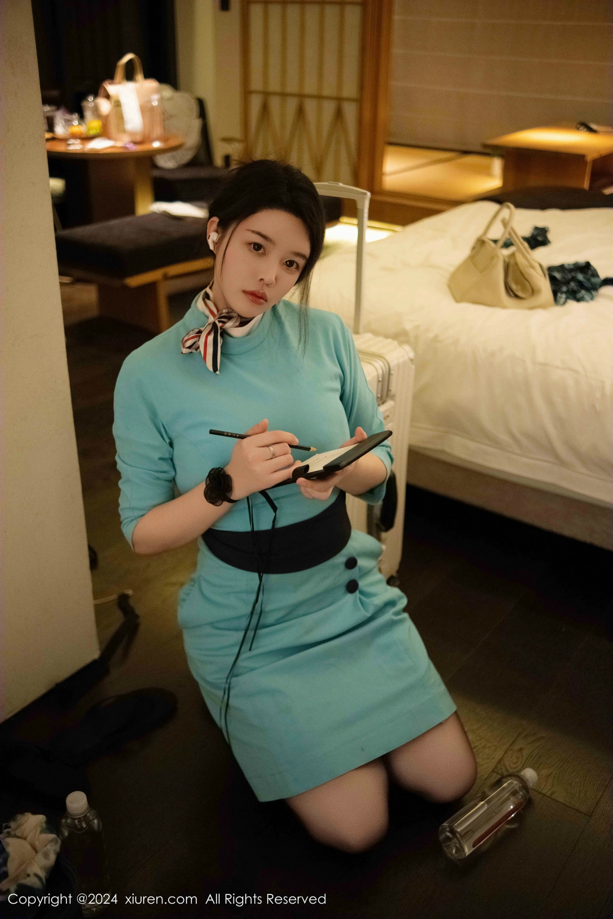 [秀人网] 2024.12.17 No.9609 樱桃小犊子 黑丝美臀  第6张