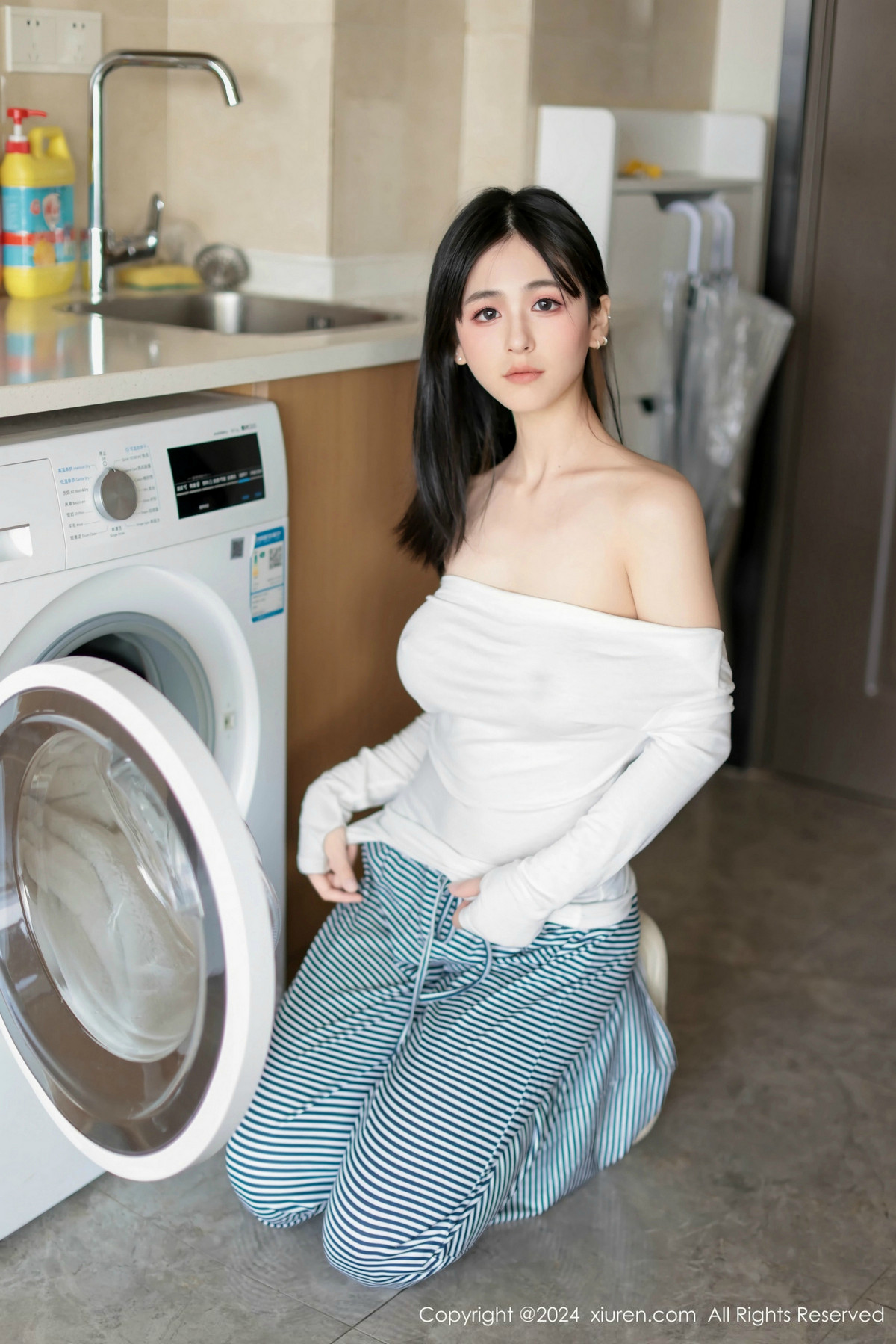 [秀人网] 2024.12.16 No.9605 奶芙乔乔 美腿黑丝  第30张