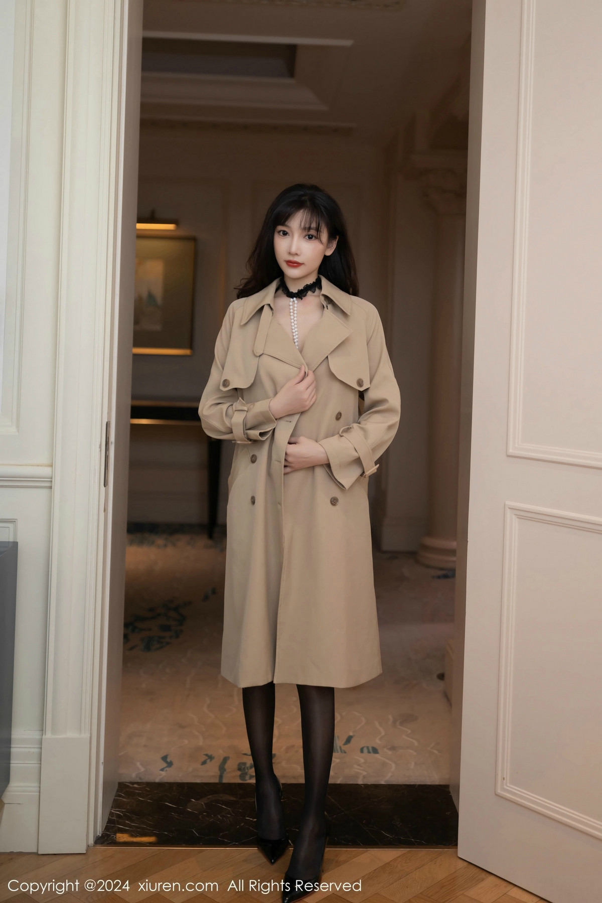 [秀人网] 2024.12.26 No.9665 陆萱萱 黑丝美臀  第3张