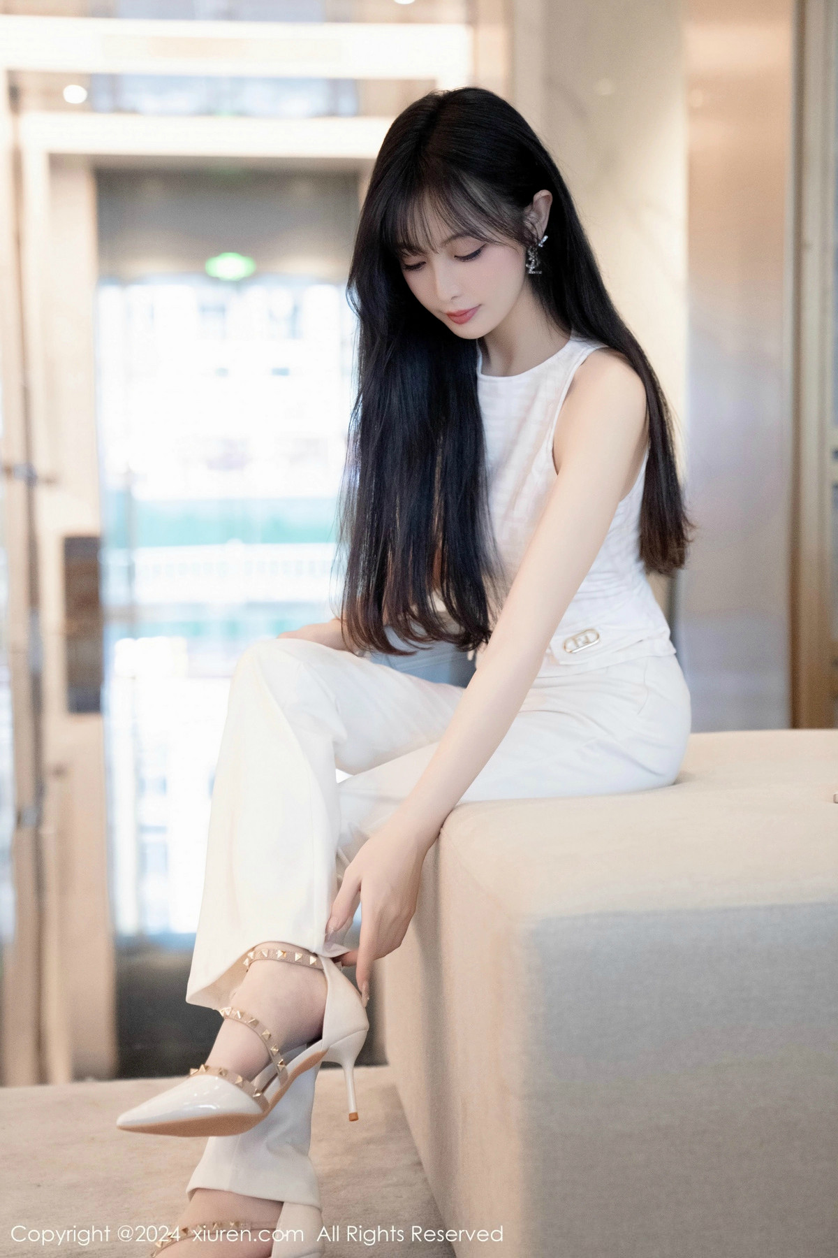 [秀人网] 2024.11.29 No.9528 林星阑 美腿丝袜  第13张