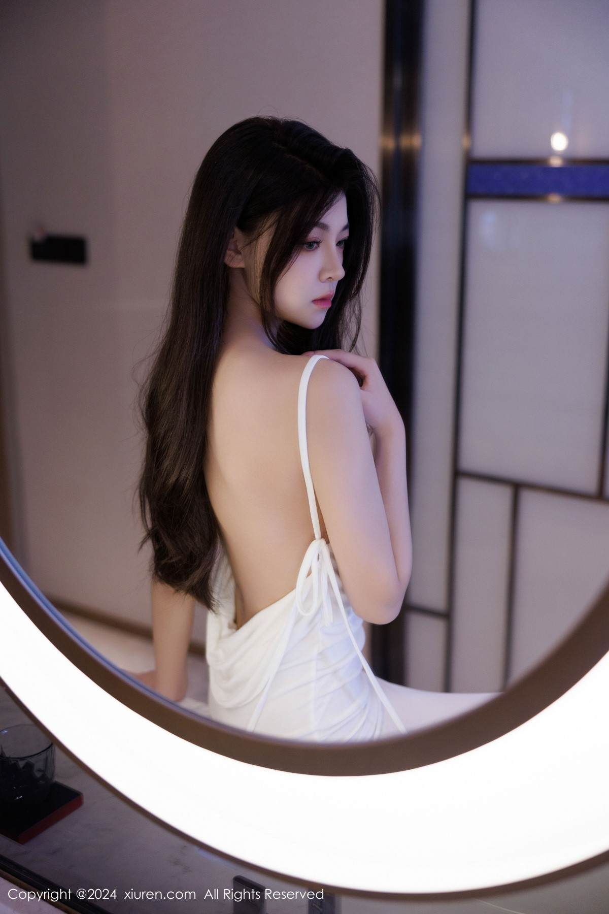 [秀人网] 2024.11.25 No.9499 初梦瑶 黑丝美腿  第10张